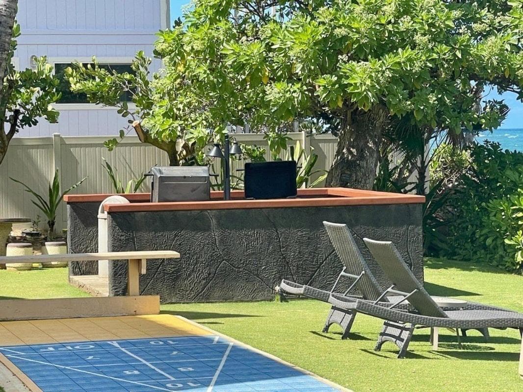 1BR Condo at Oceanfront Resort Kapaa Shore