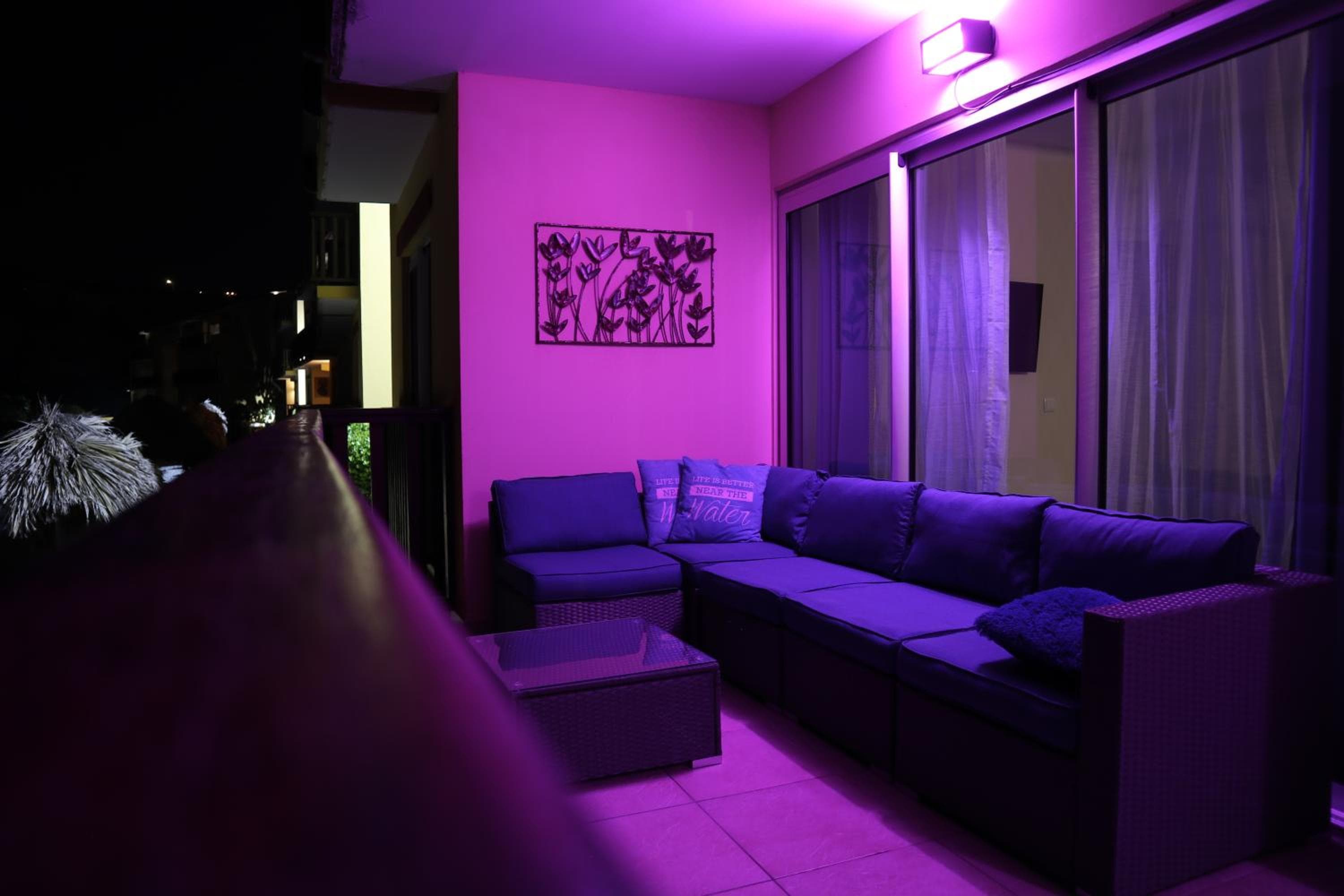 Beach front luxury living - 2 bedroom condo with sea view