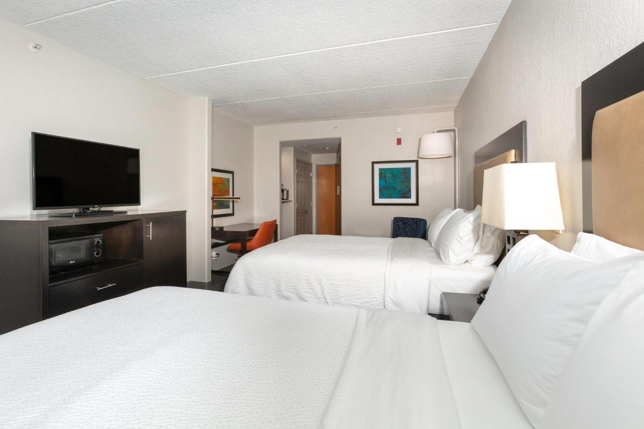 Holiday Inn Express & Suites Jacksonville Airport by IHG