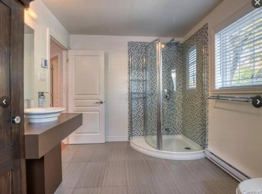3BR House 6 Guests Near Water