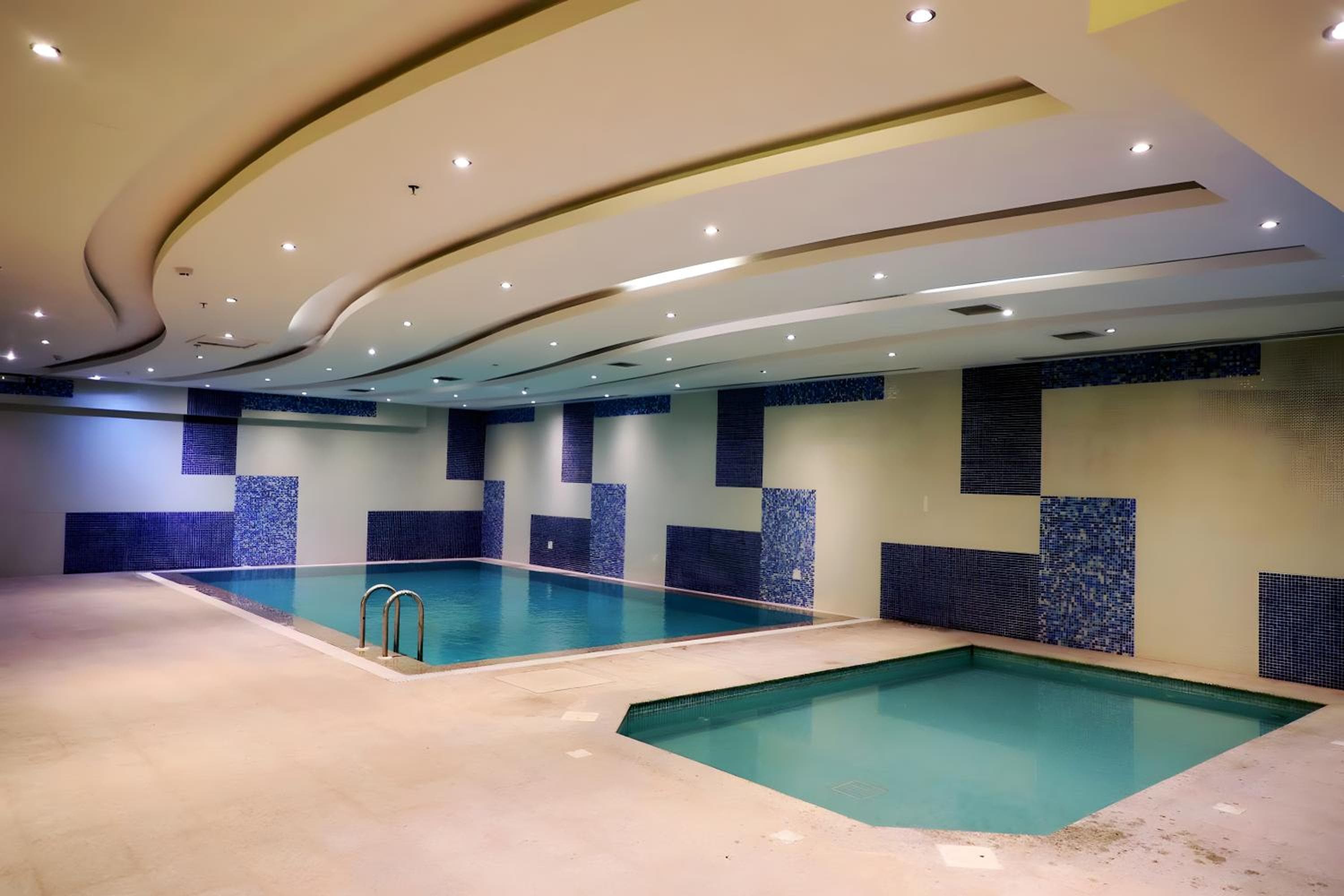 Helat Hotel