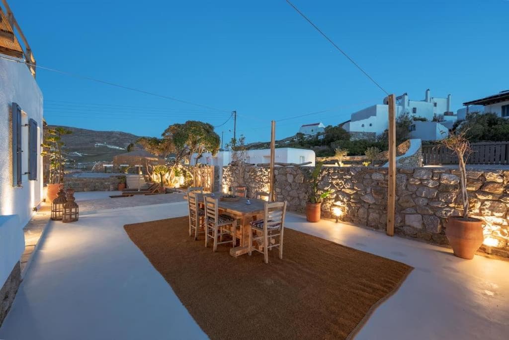 Palm Luxury Maisonette with Heated Private Jacuzzi