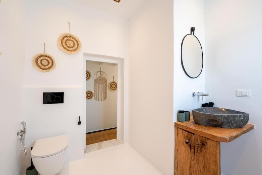 Palm Luxury Maisonette with Heated Private Jacuzzi