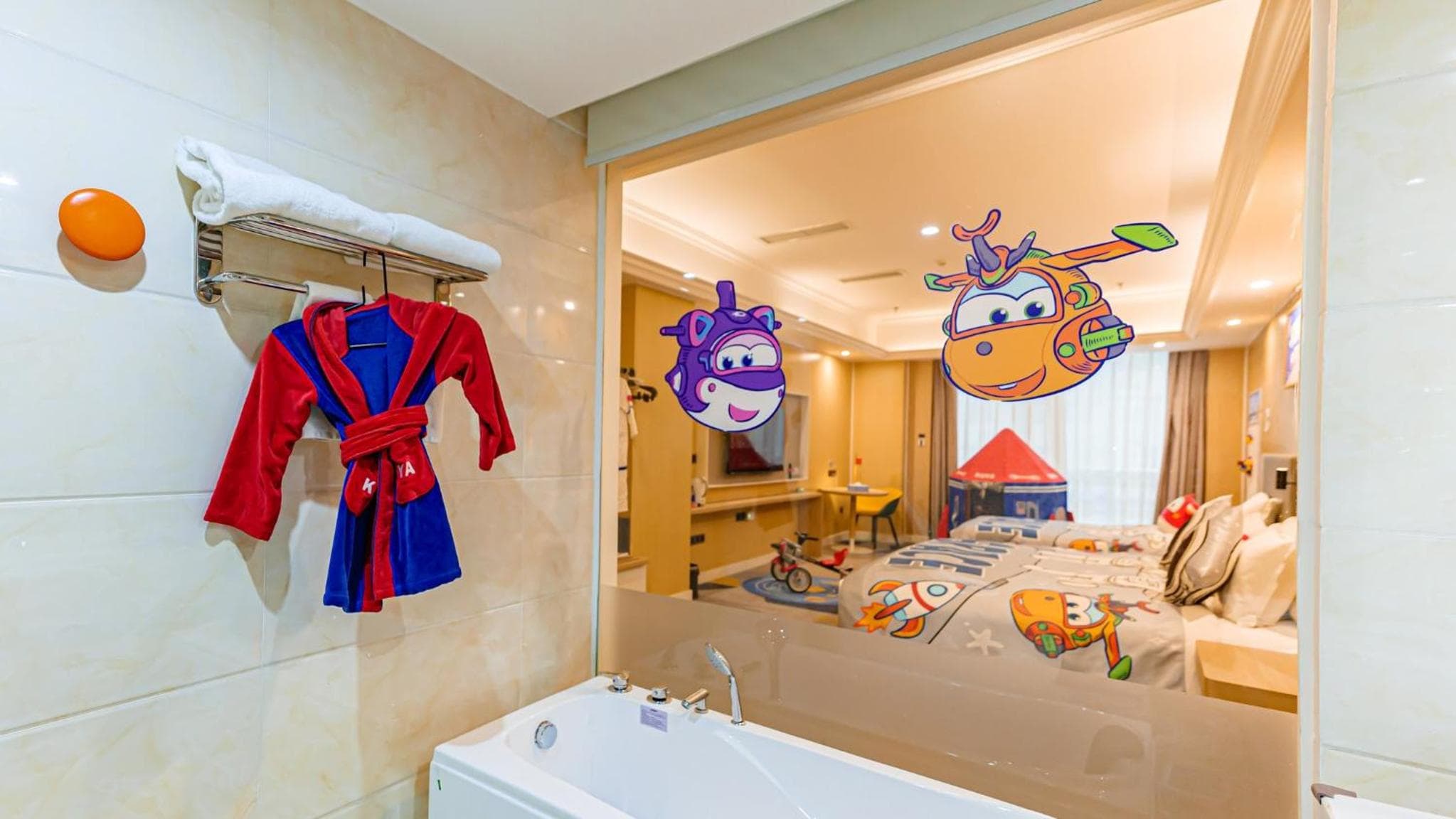 Holiday Inn Express Chengdu Tianfu Square by IHG