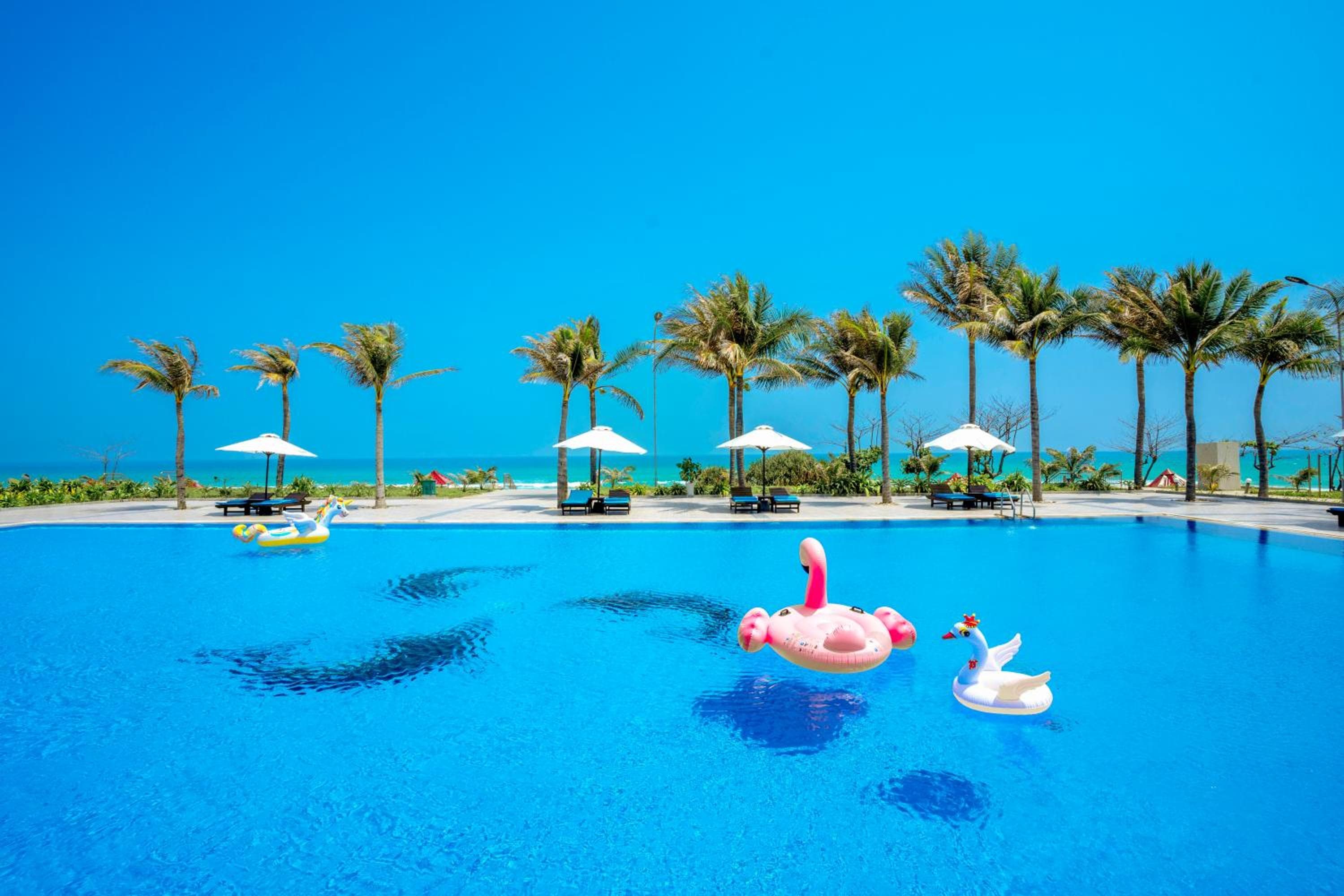 Tuana Hotels Cam Ranh Resort