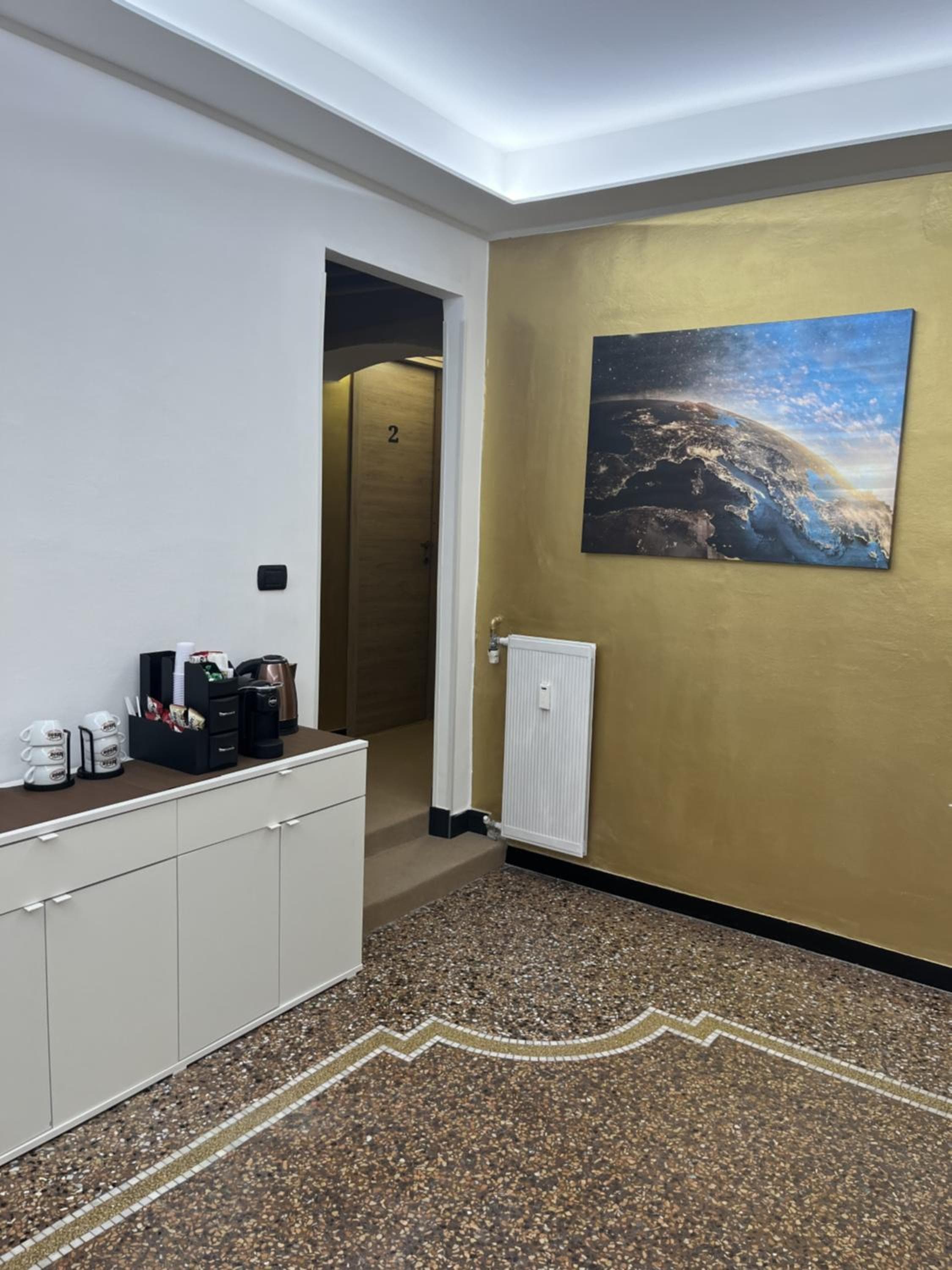 Genova Gold Rooms