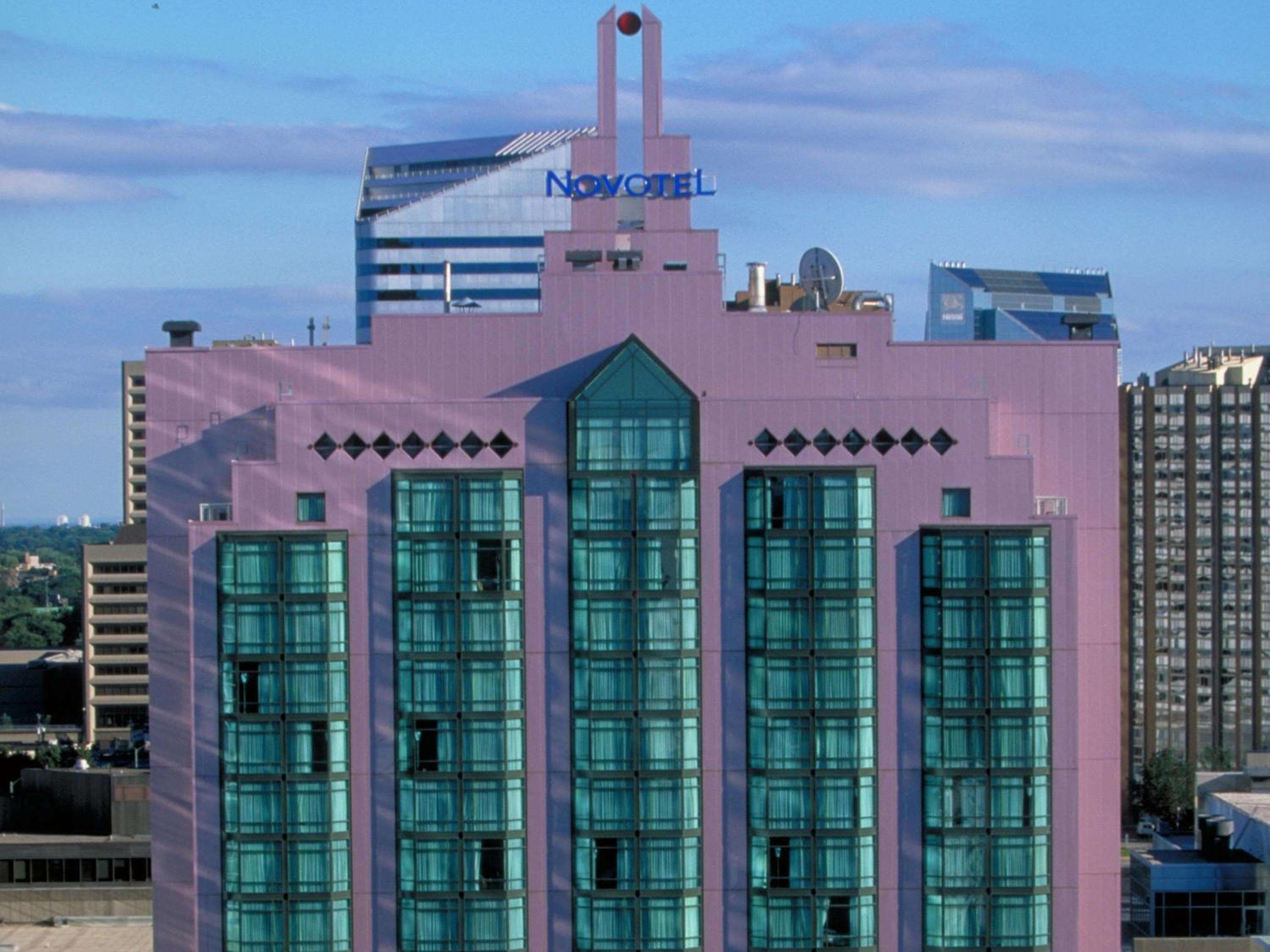 Novotel Toronto North York