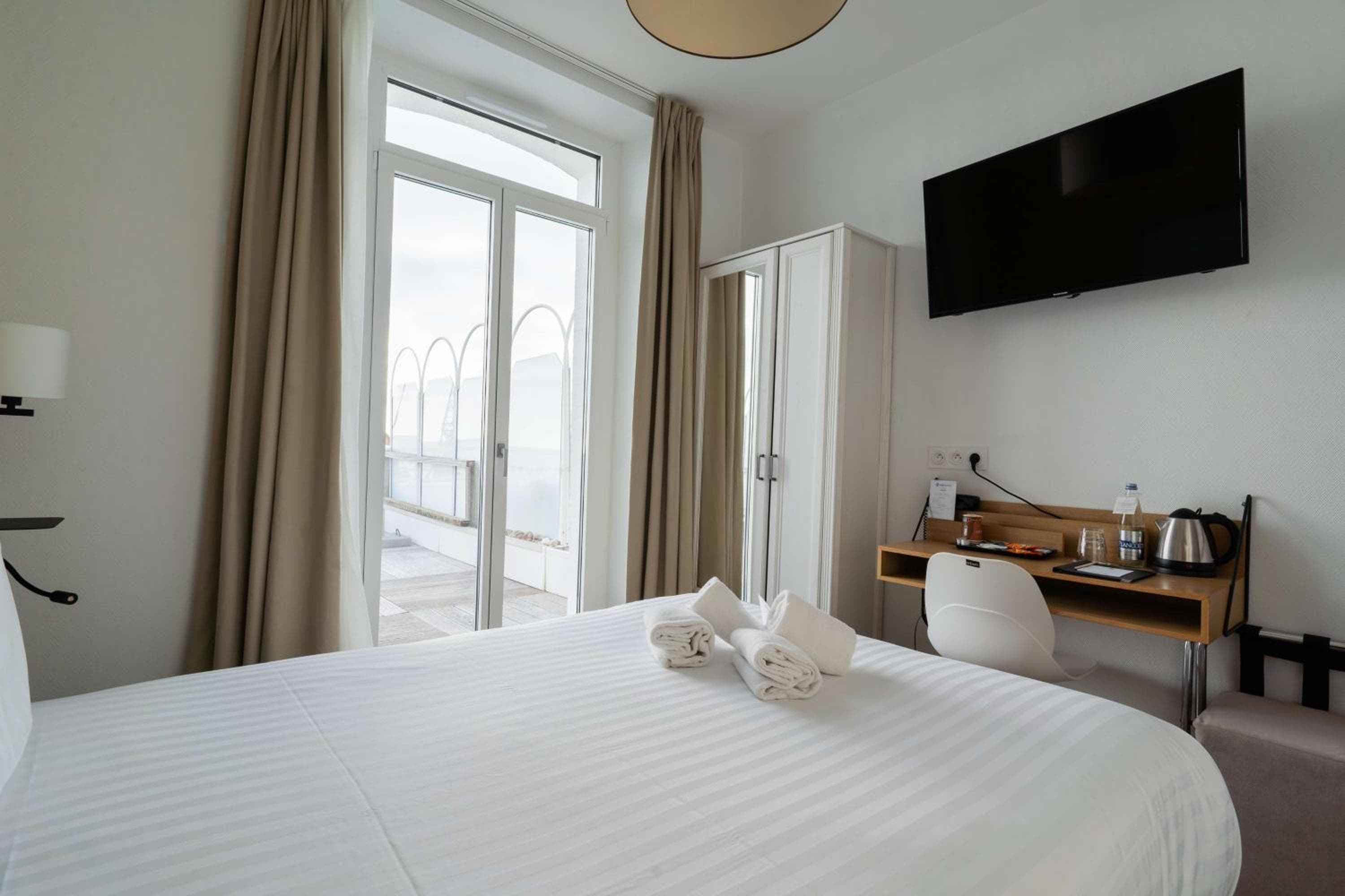 Best Western Hotel De La Plage Saint Marc sur Mer