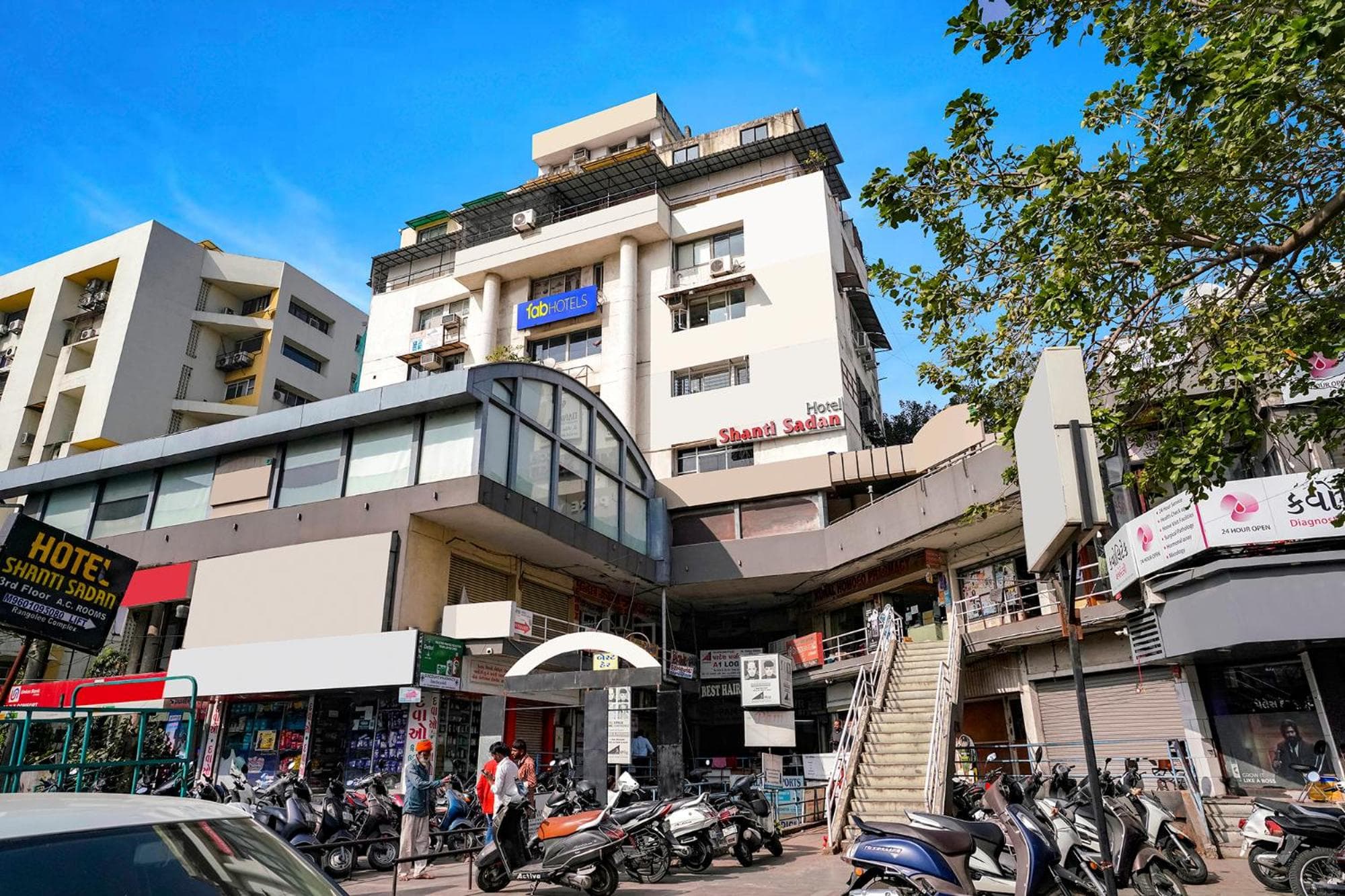 hotelshantisadan