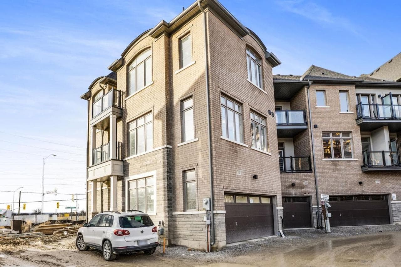 Modern Living in Vaughan - Brand New 3BR House