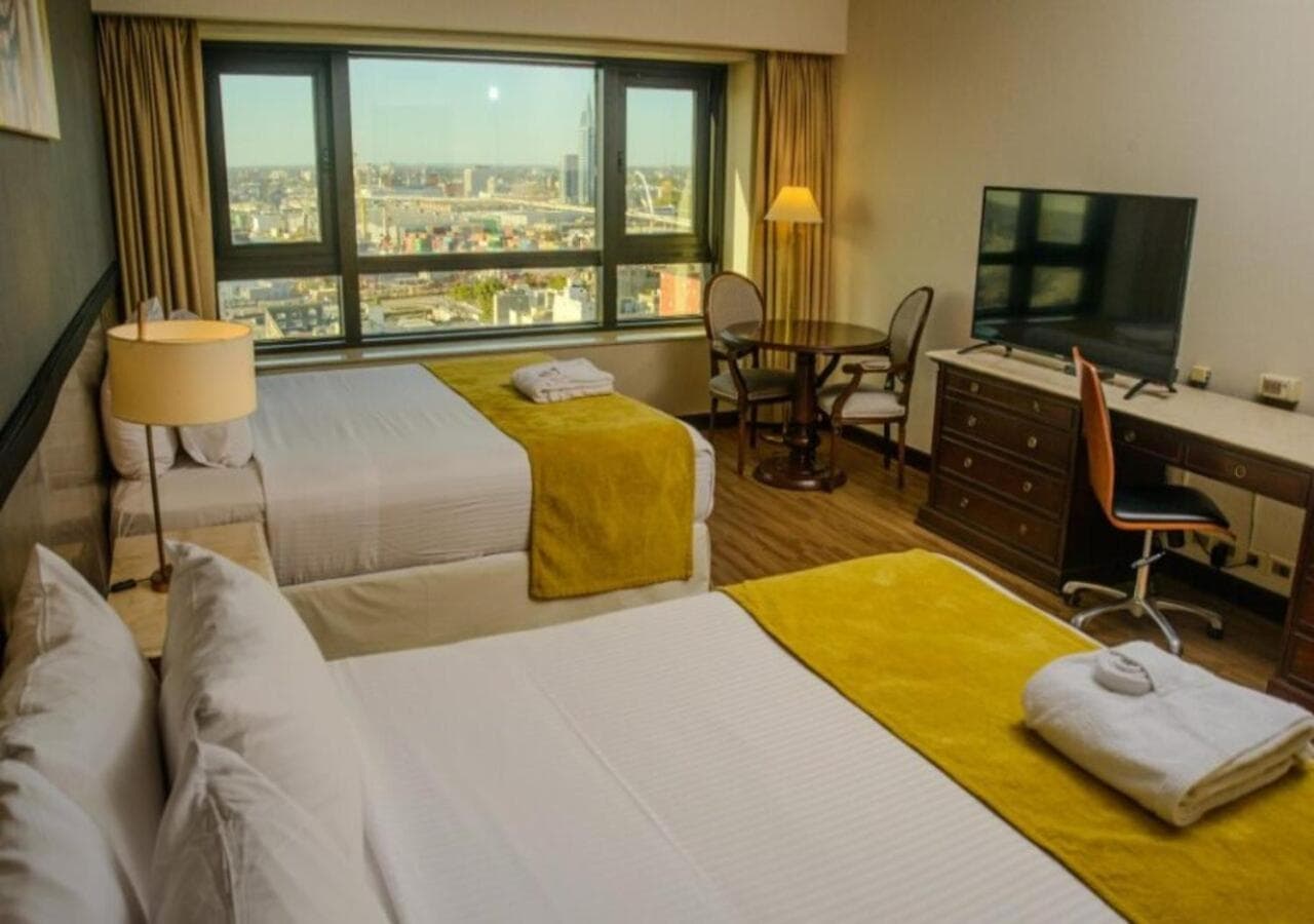 Radisson Montevideo Victoria Plaza Hotel