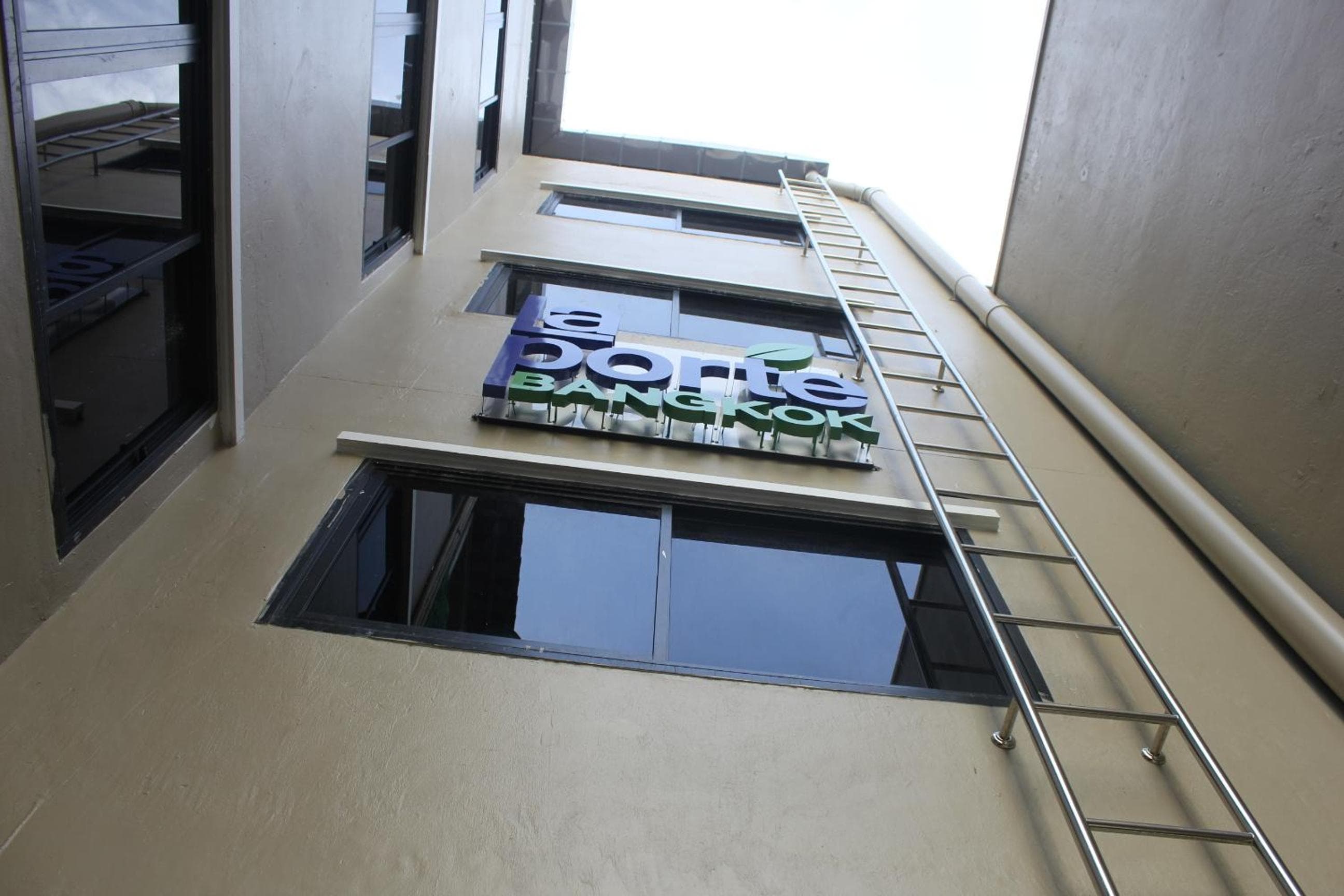 La Porte Pratunam Hotel