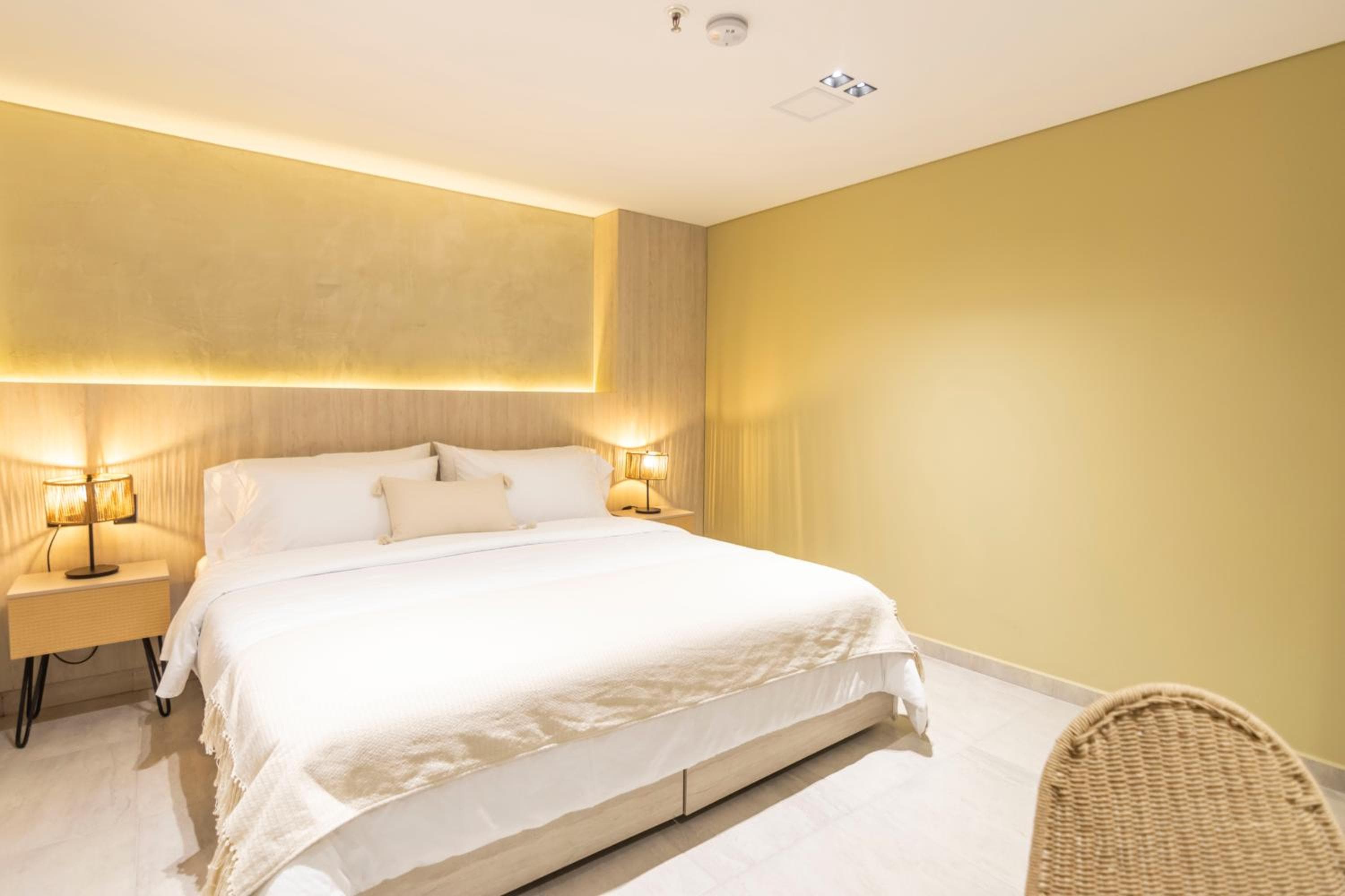 Sonata 44 Hotel Laureles