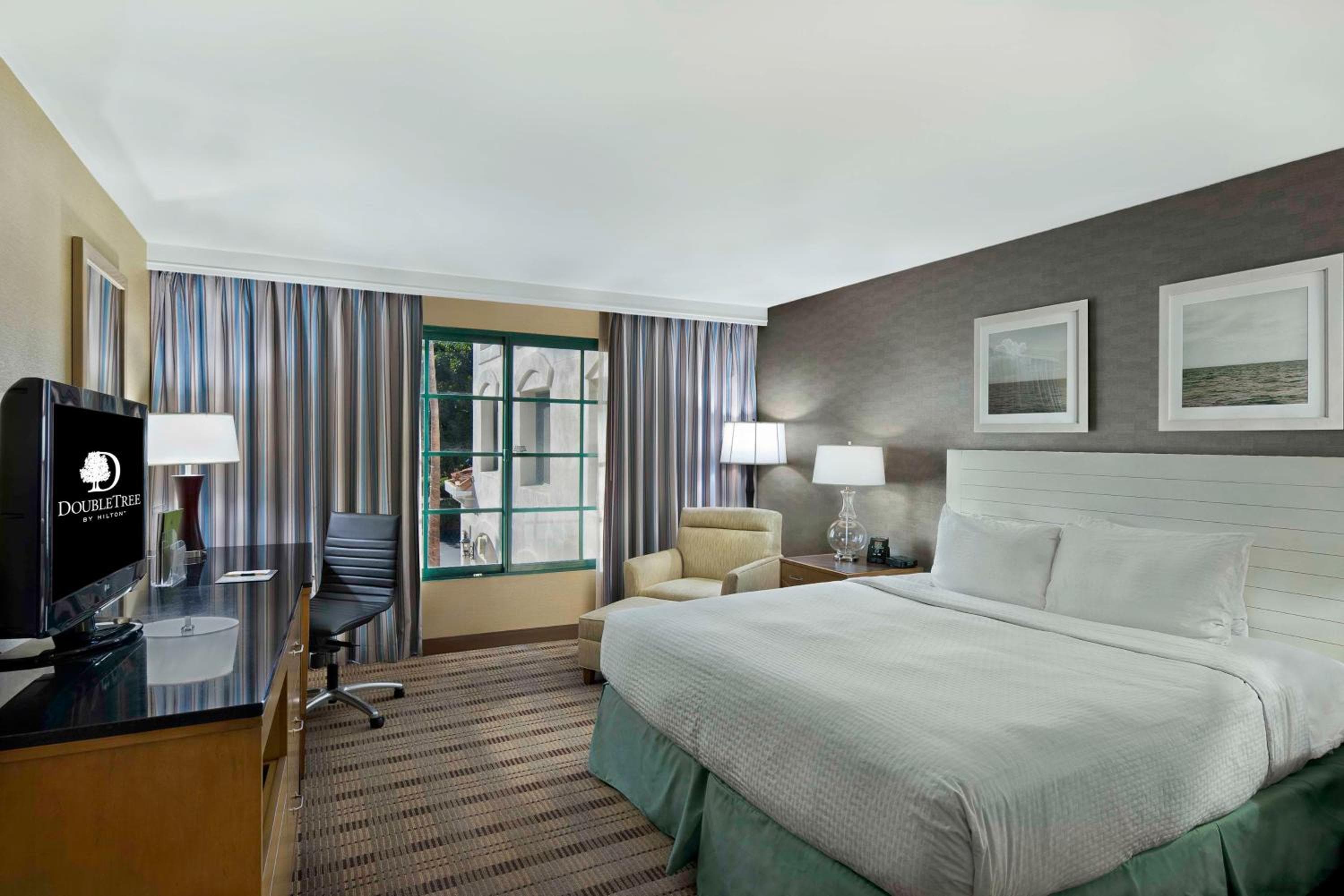 DoubleTree by Hilton San Pedro