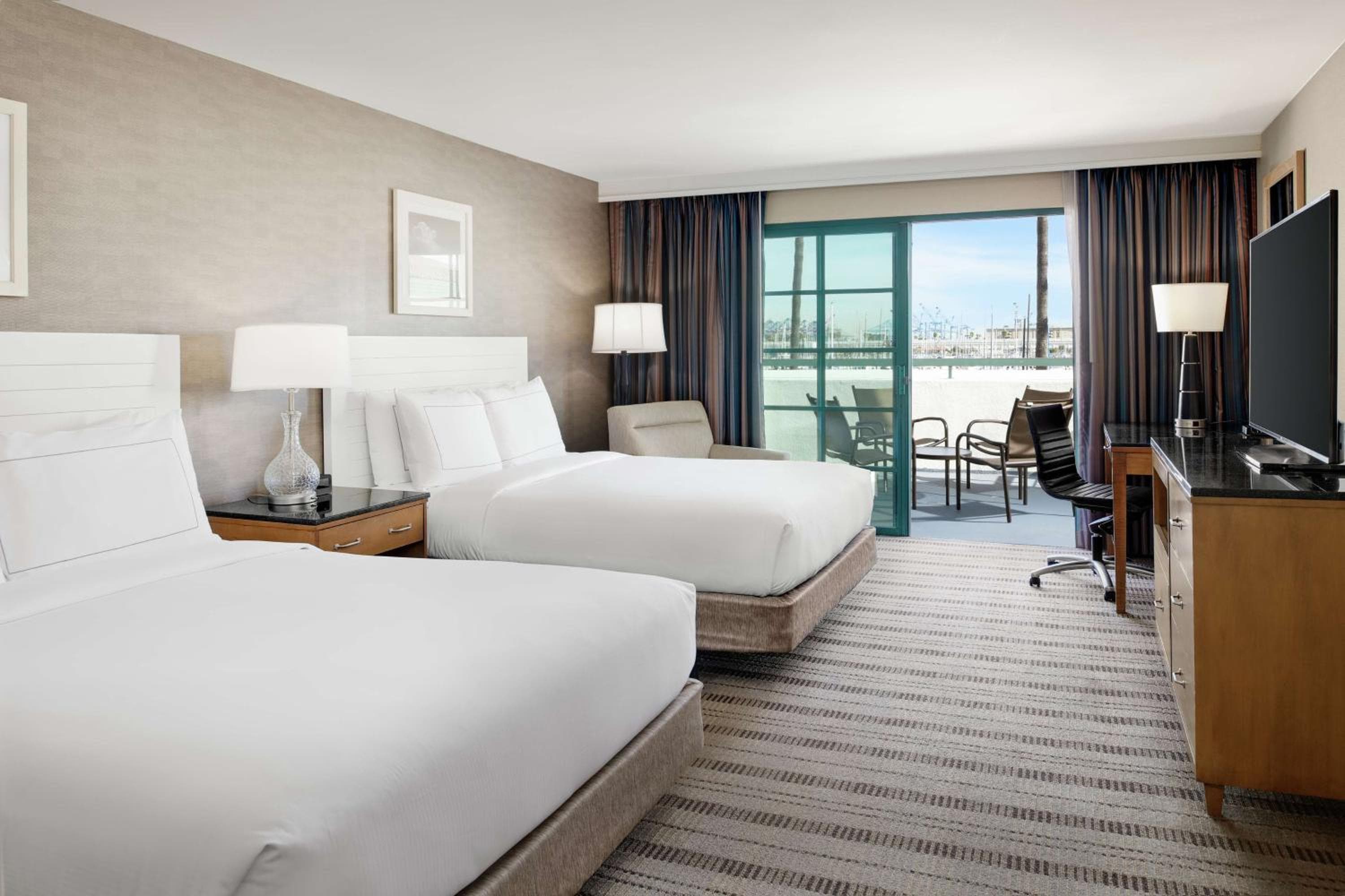 DoubleTree by Hilton San Pedro