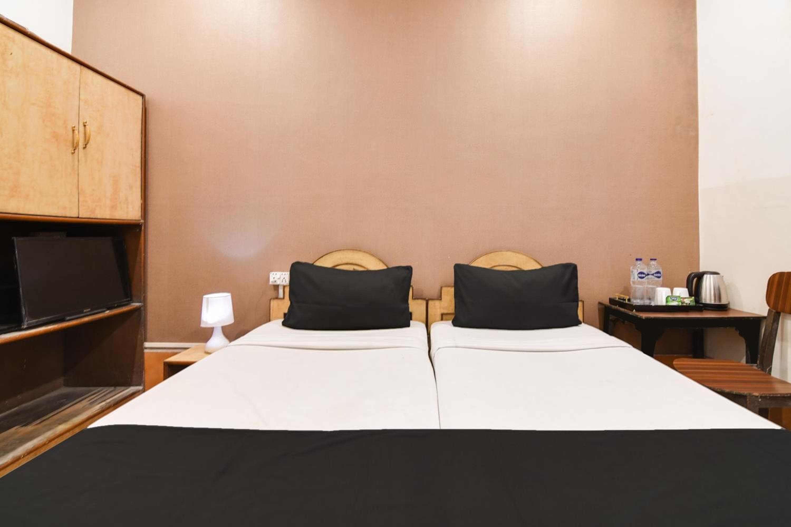 Super Hotel O Dinar