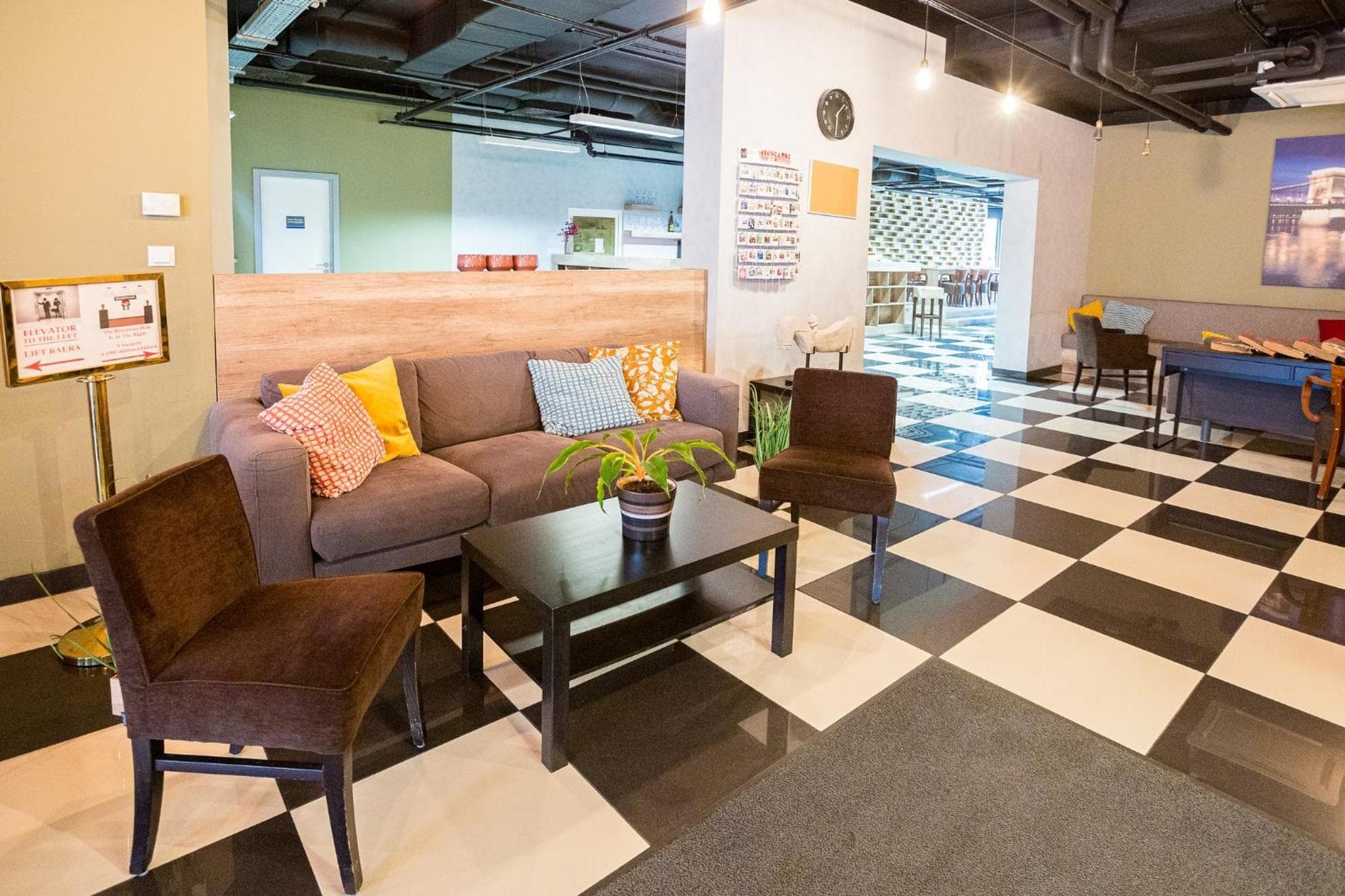 lounge
