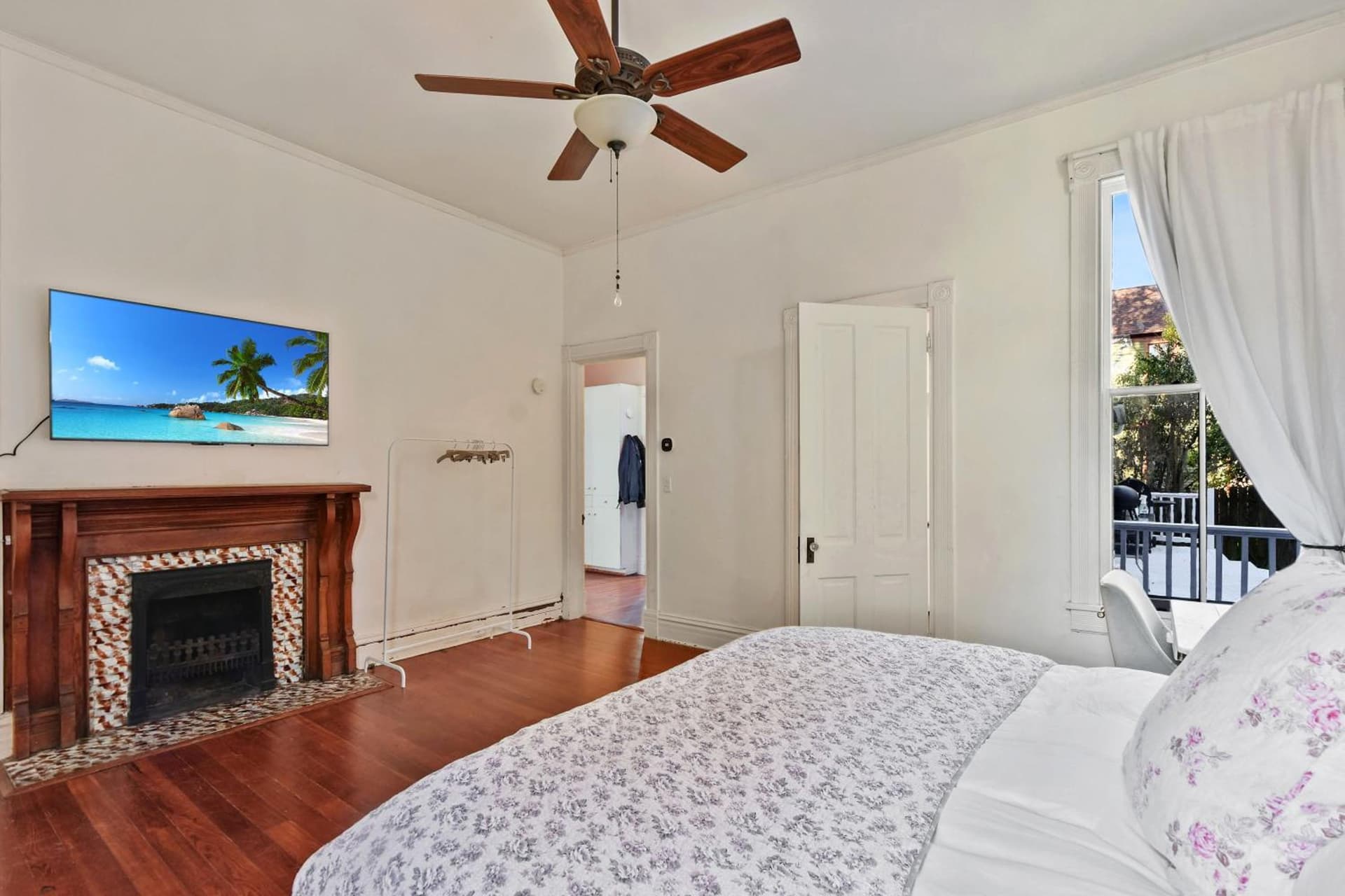 Bosch Huis Porch - Entire Property