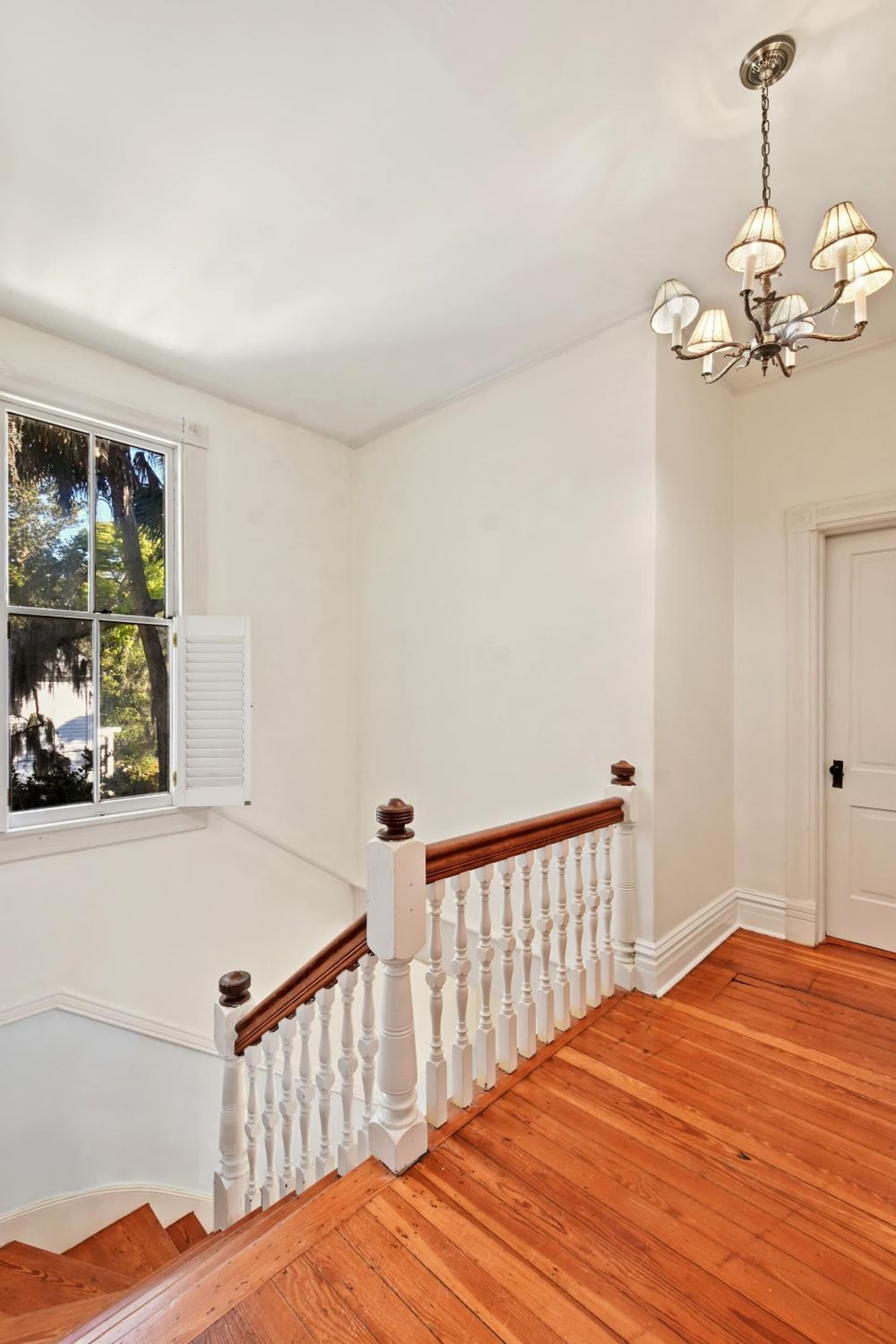 Bosch Huis Porch - Entire Property