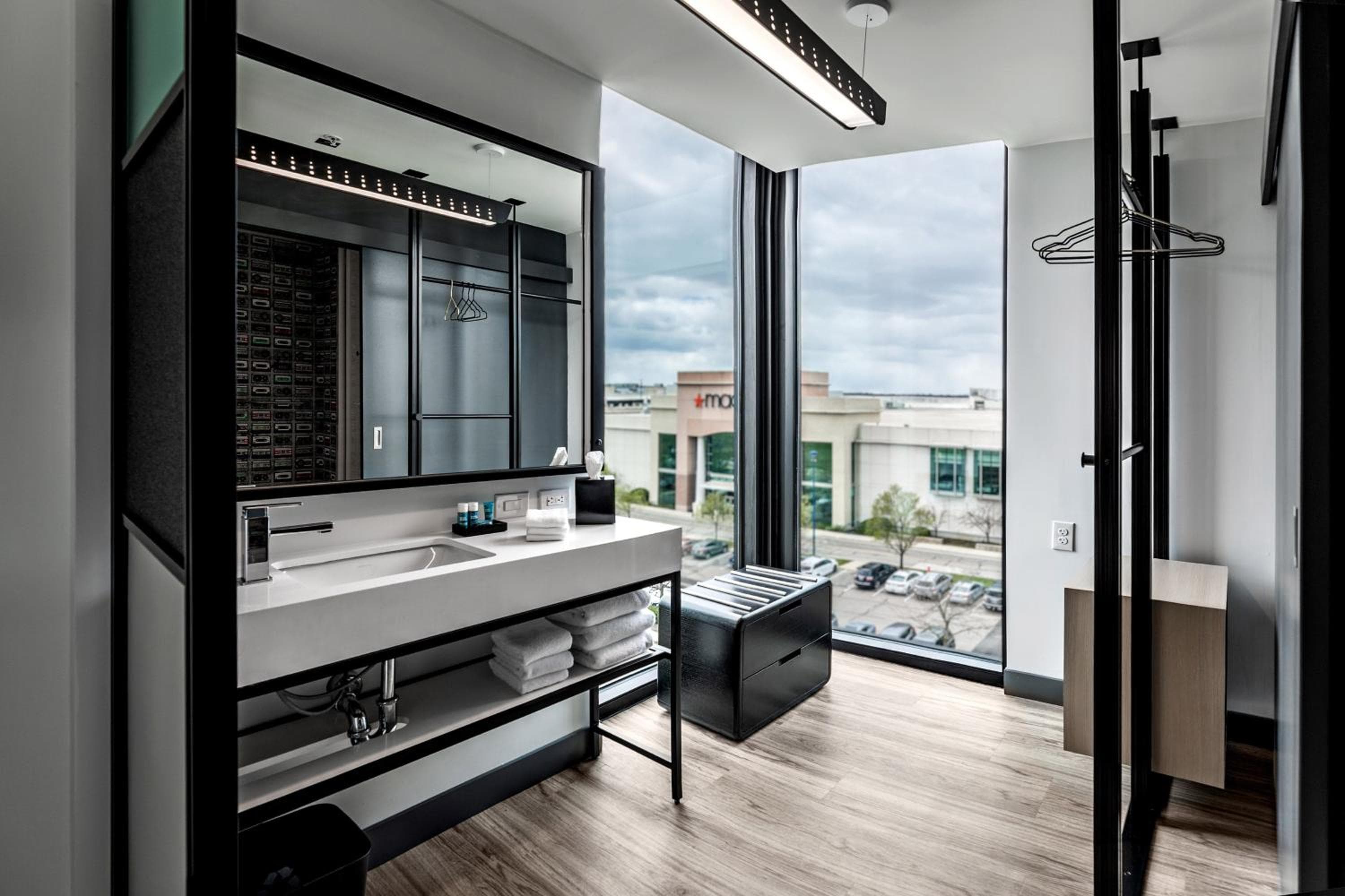 Aloft by Marriott Columbus Easton