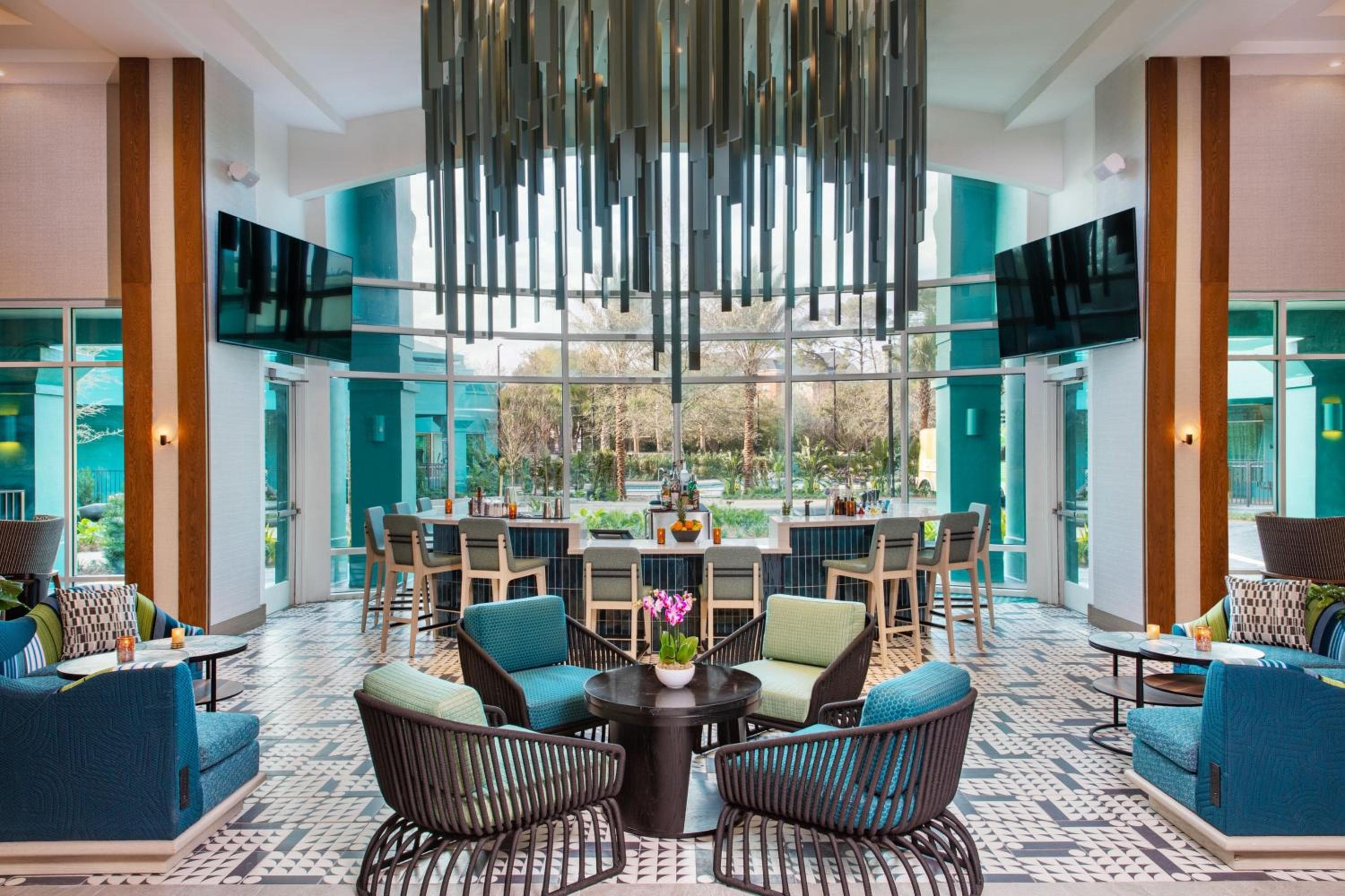 lobby & lounge