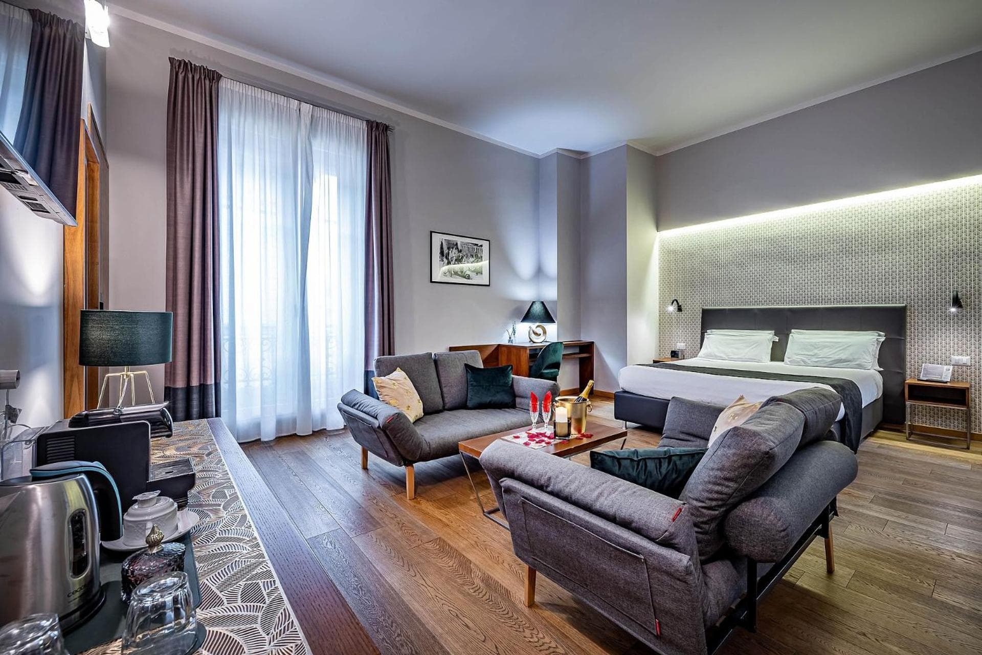 hotel room