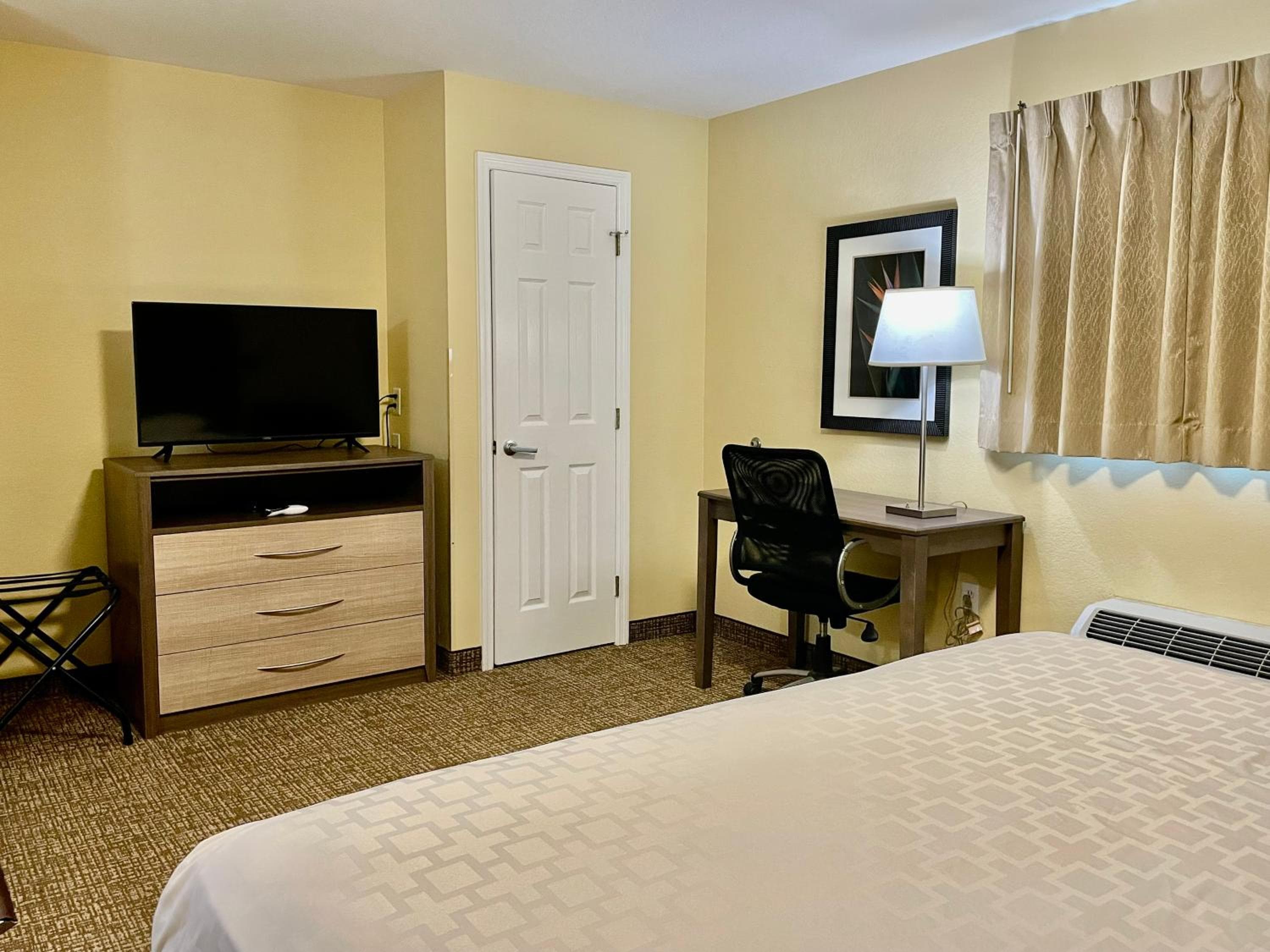 Suburban Studios Fort Myers Cape Coral