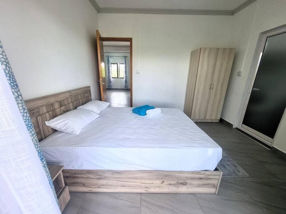 Blue Haven - 4 Bedrooms