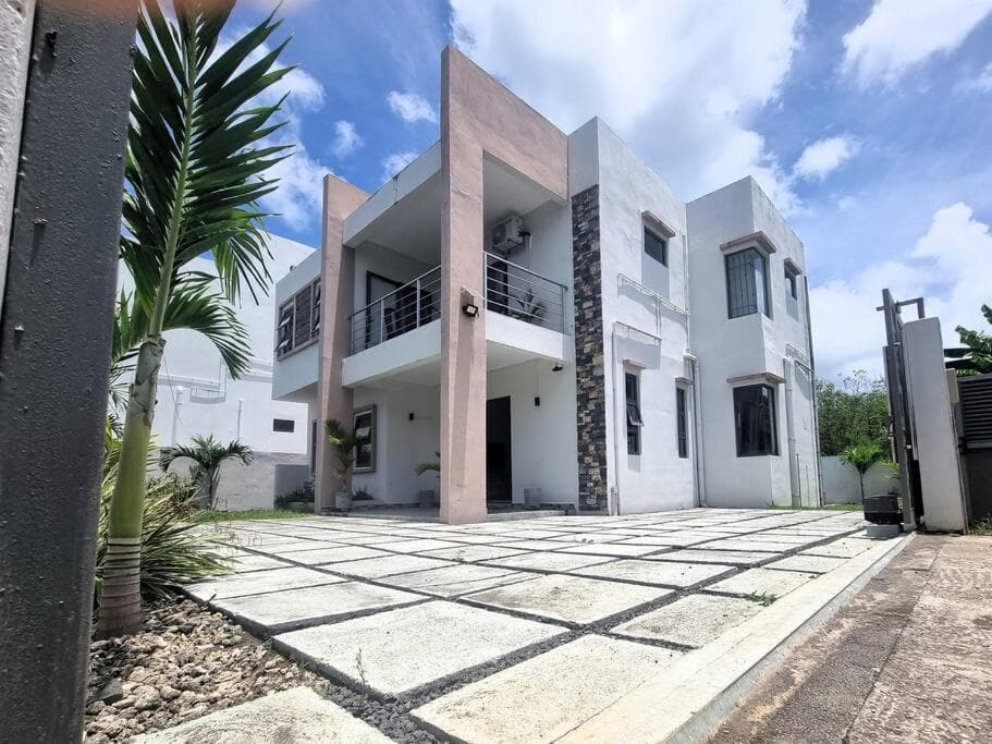 Blue Haven - 4 Bedrooms