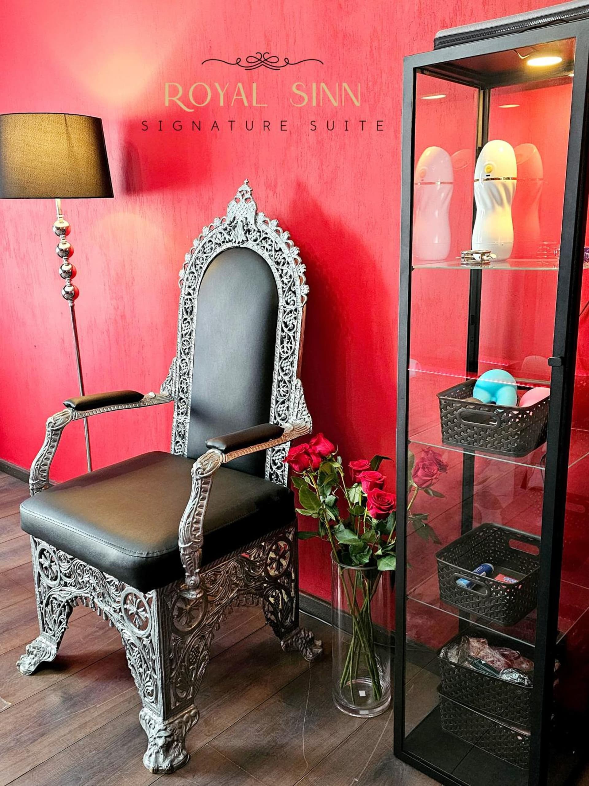 Royal Sinn Signature Suite