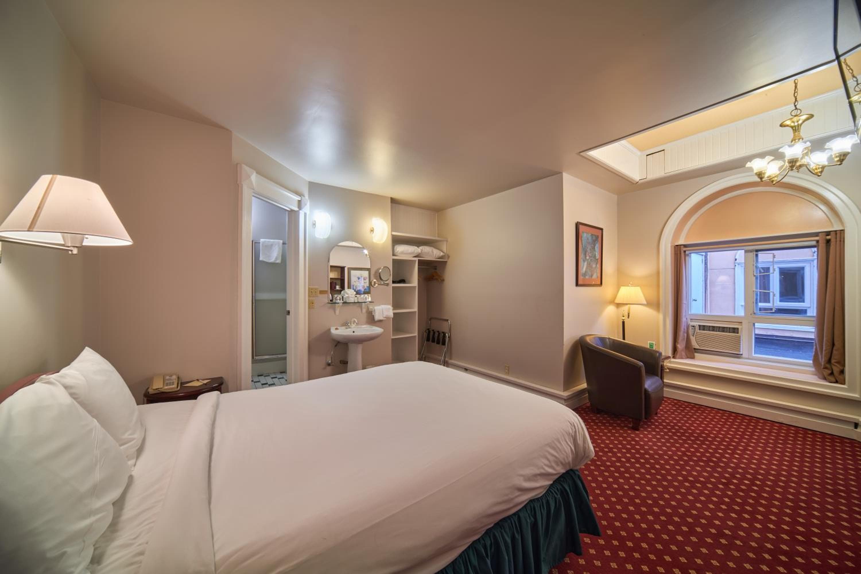 Bedford Regency Hotel, Trademark Collection by Wyndham