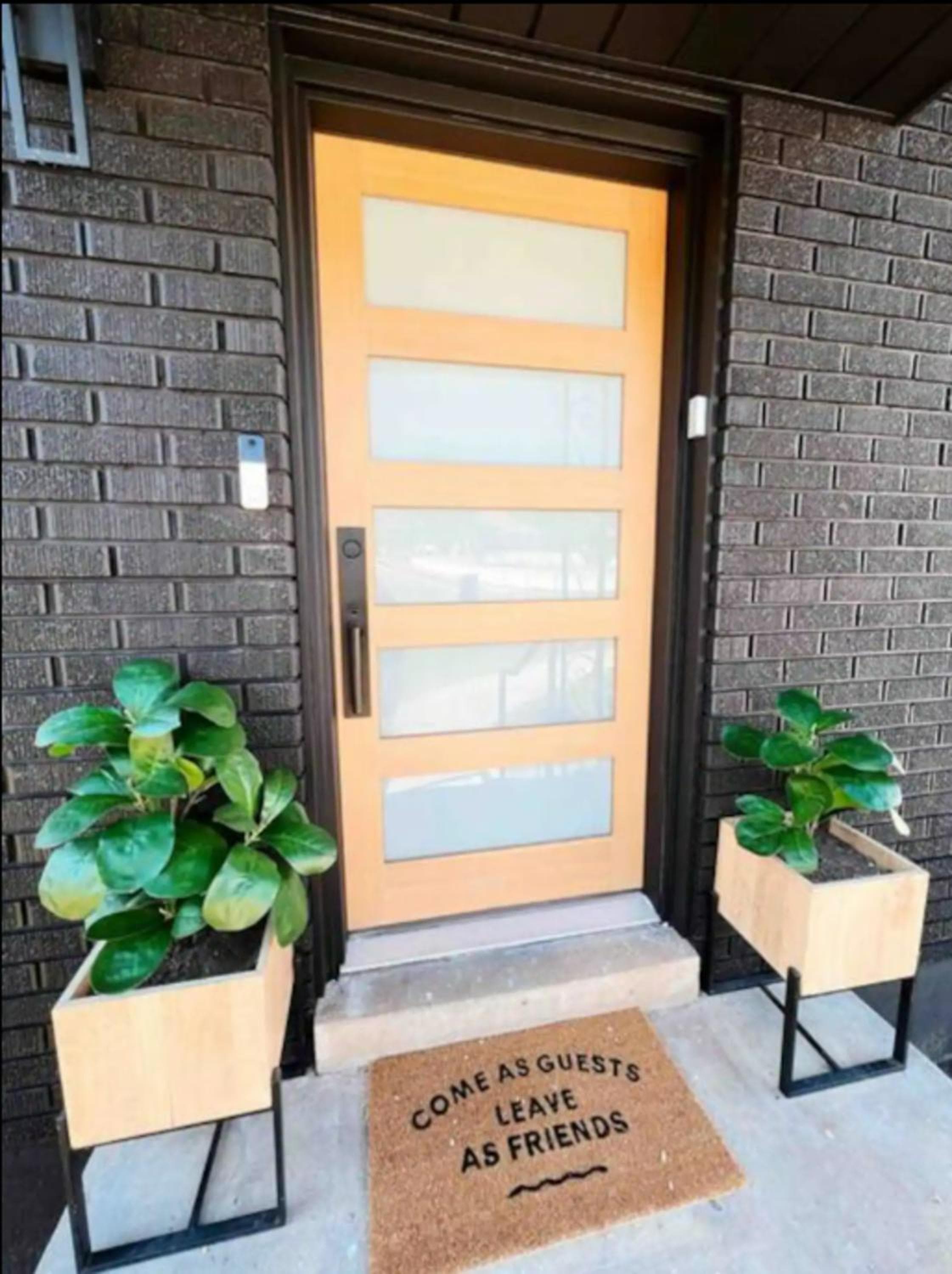 Entire Home near SLC. Family Friendly & King Suite