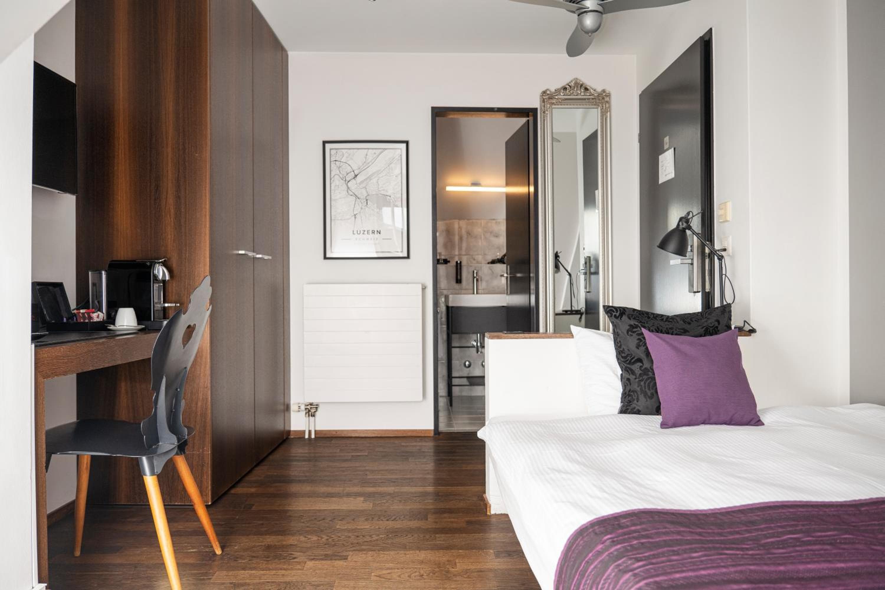 Boutique Hotel Weisses Kreuz - Adult only Hotel