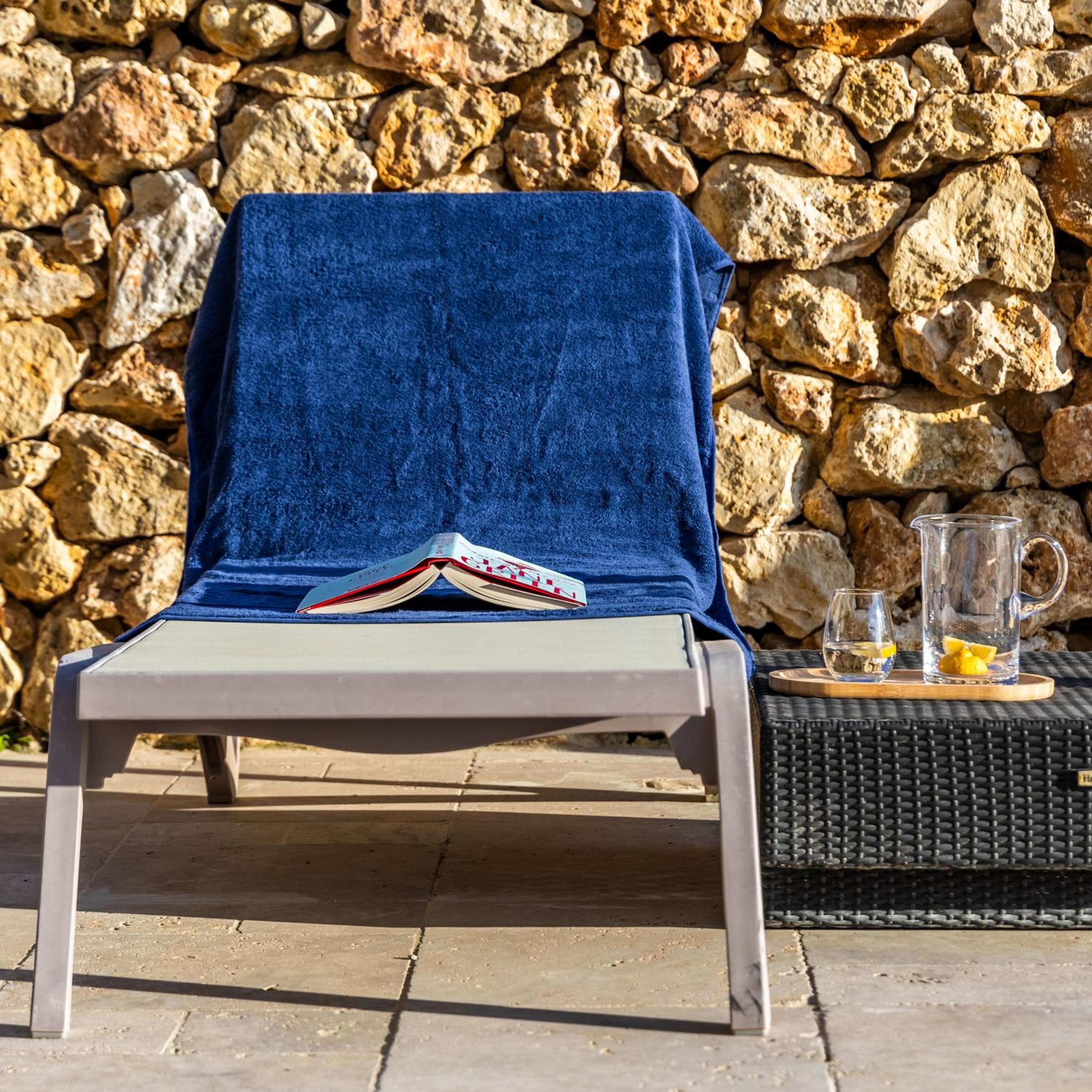 Dwejra Peak Apartment with Private Pool