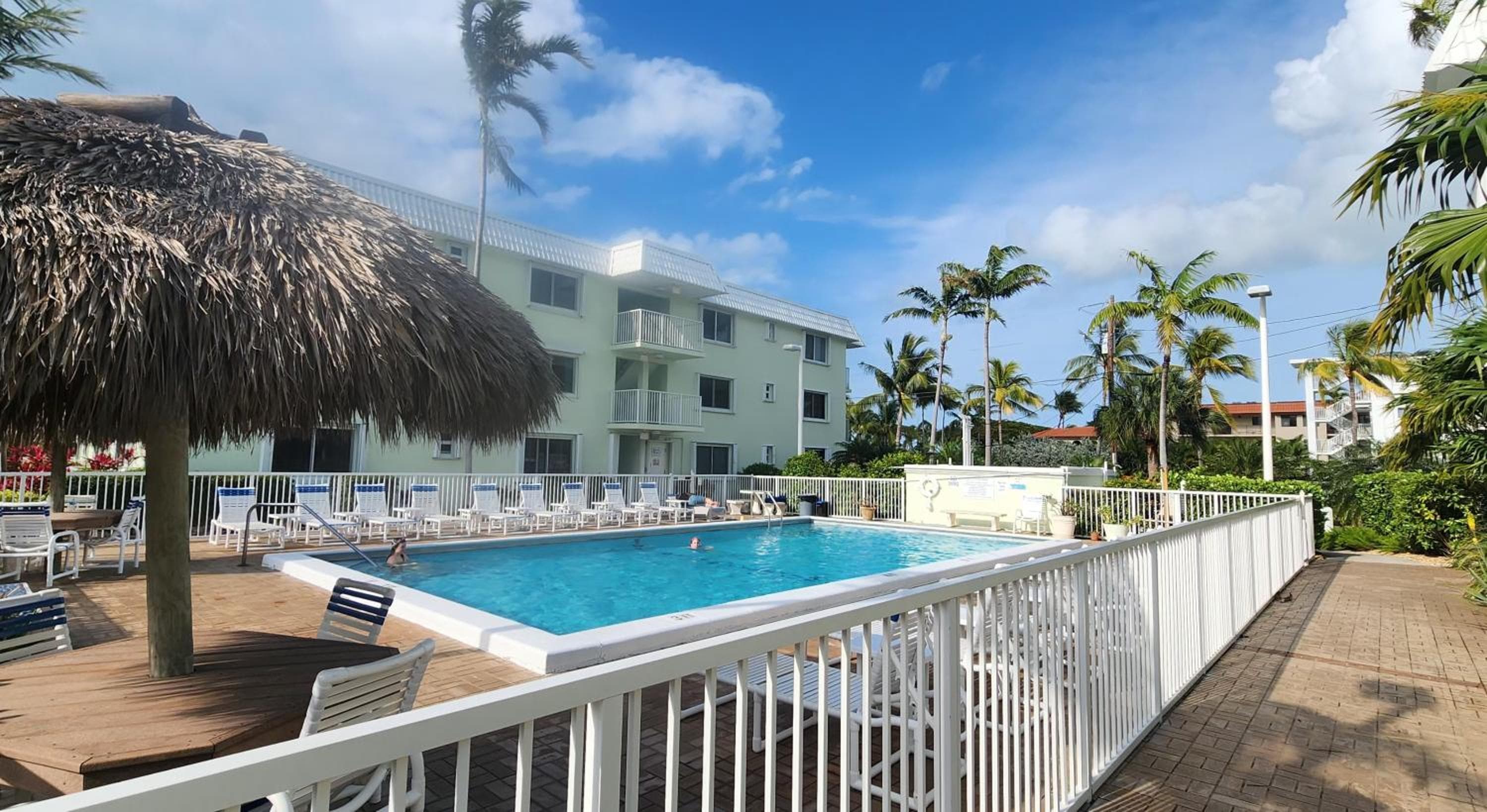 Paradise awaits you at Key Colony Beach