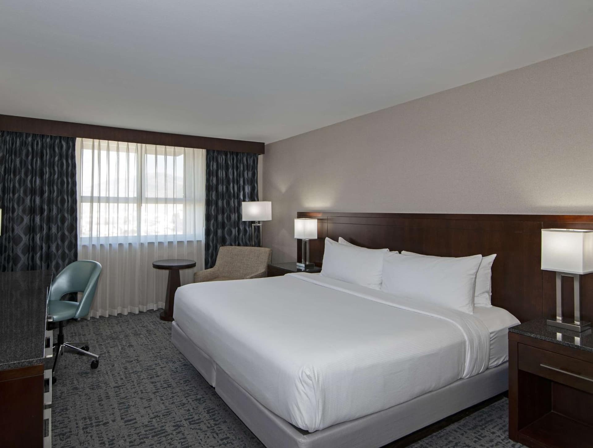 DoubleTree by Hilton - Kamloops