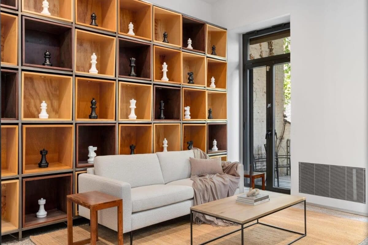 Chelsea Canvas II by RoveTravel Large 3BR Duplex