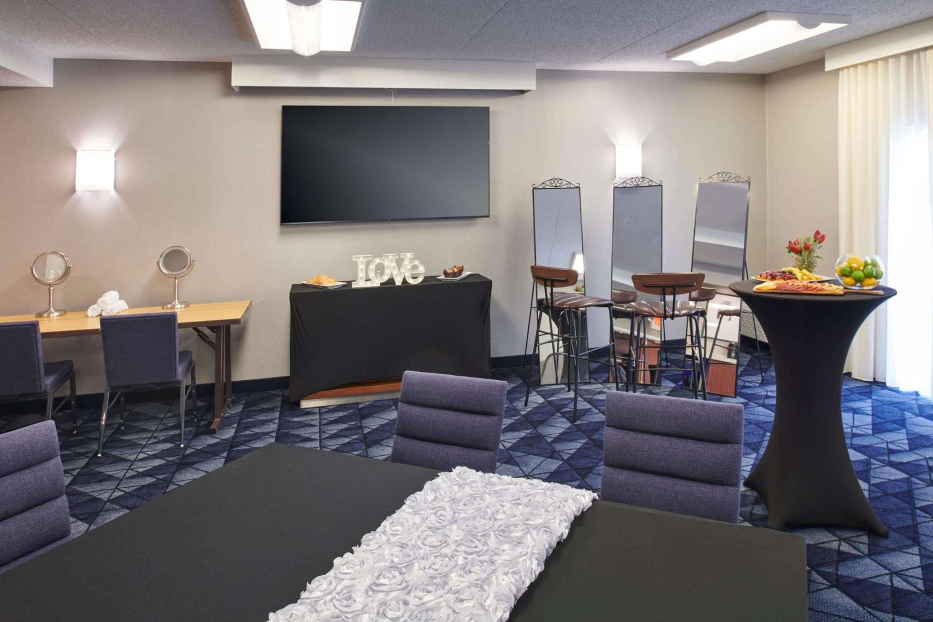 Courtyard by Marriott Detroit Livonia