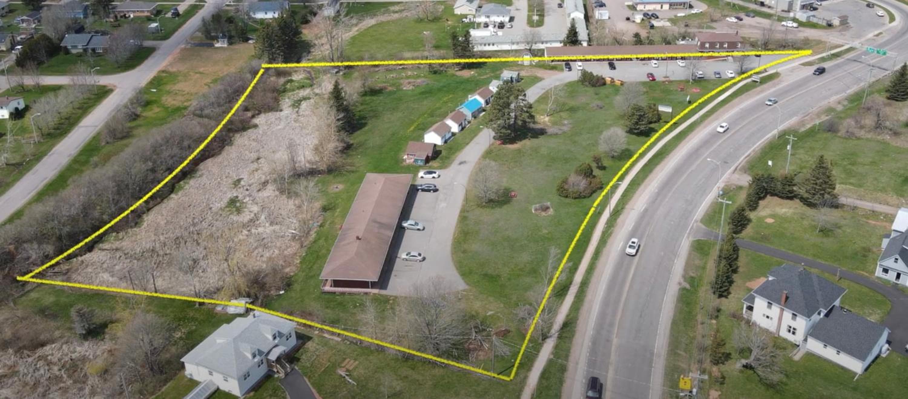 SUMMERSIDE MOTEL &COTTAGES