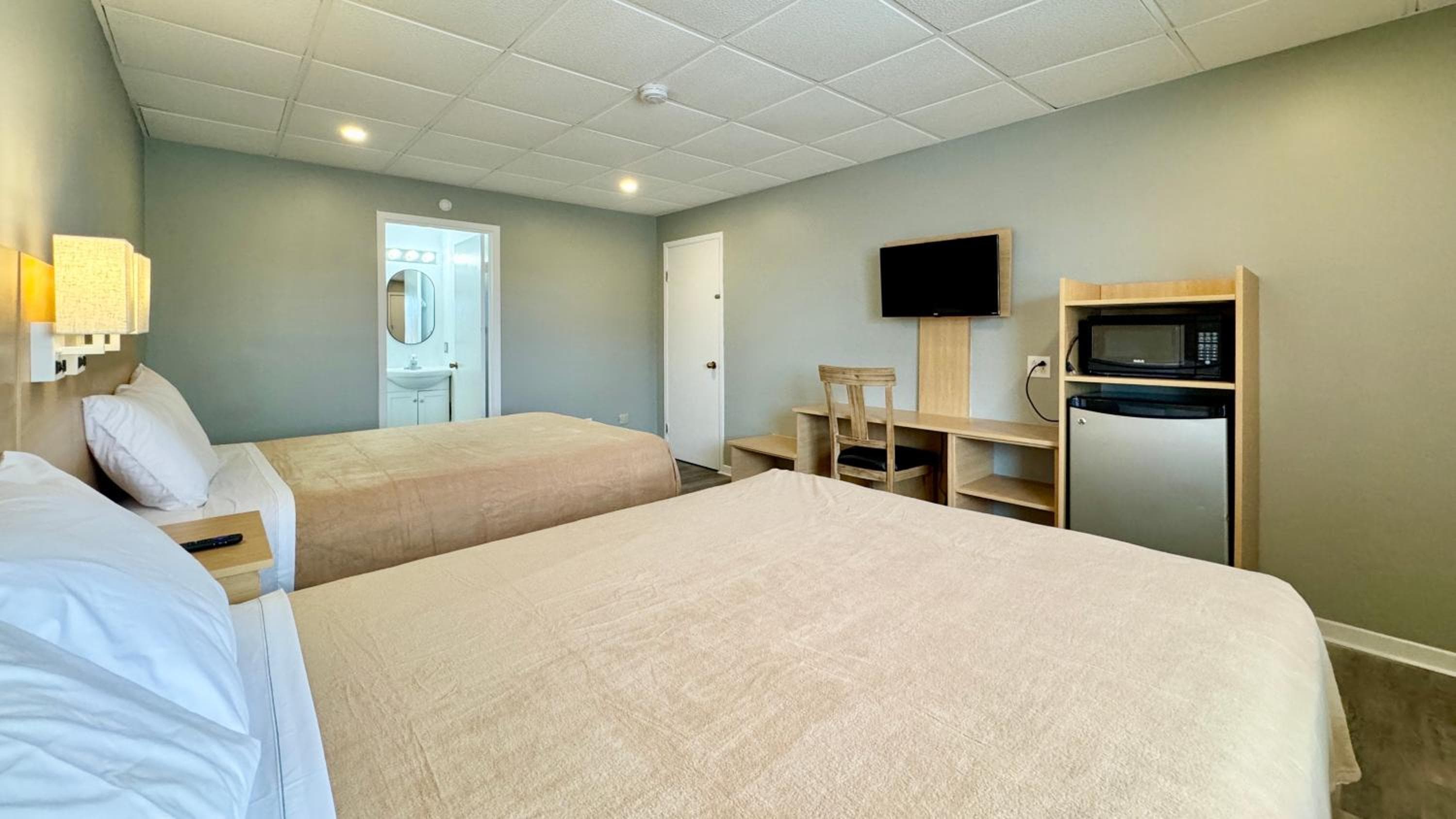 SUMMERSIDE MOTEL &COTTAGES