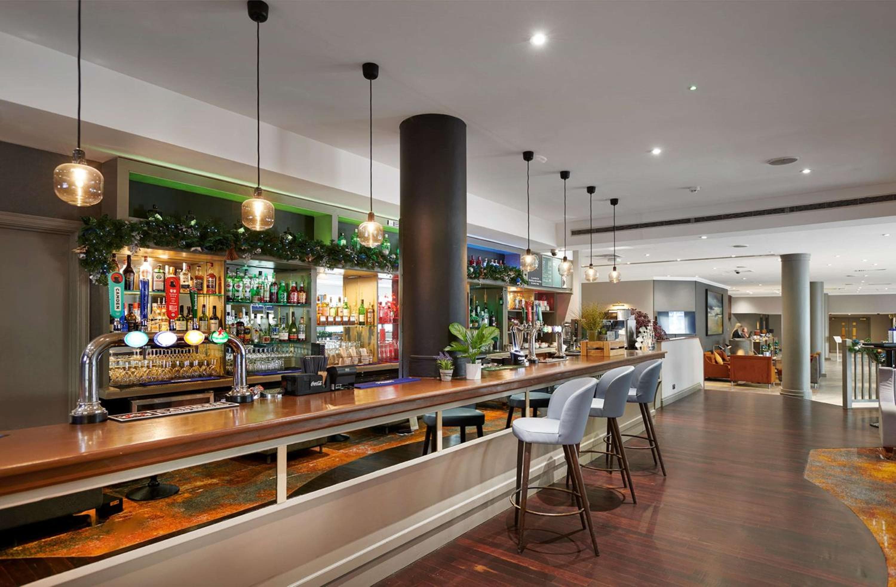 DoubleTree by Hilton Swindon Hotel