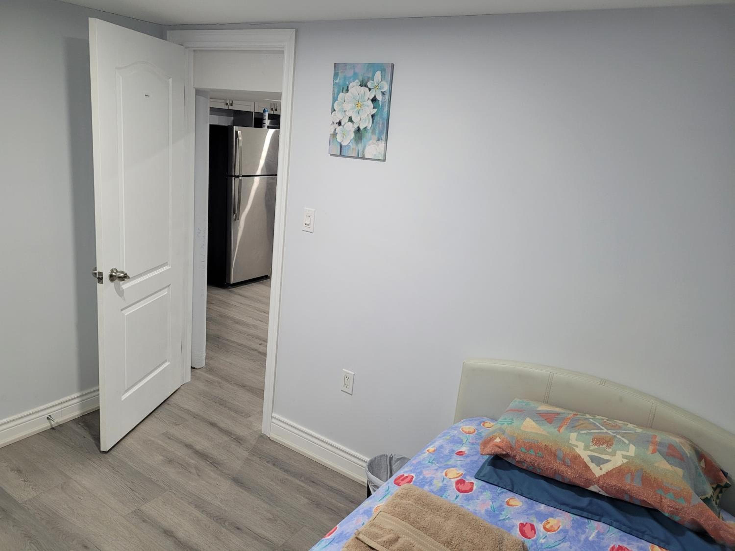 Cozy Room in a Quiet Neighbourhood