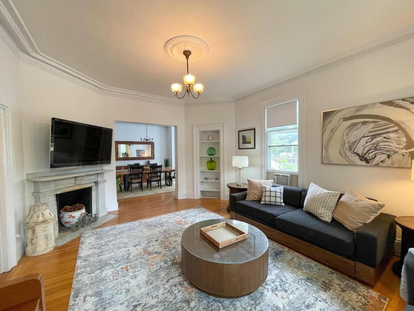Over-sized 2levels, 3b-2ba, Victorian, Patio, Pkg