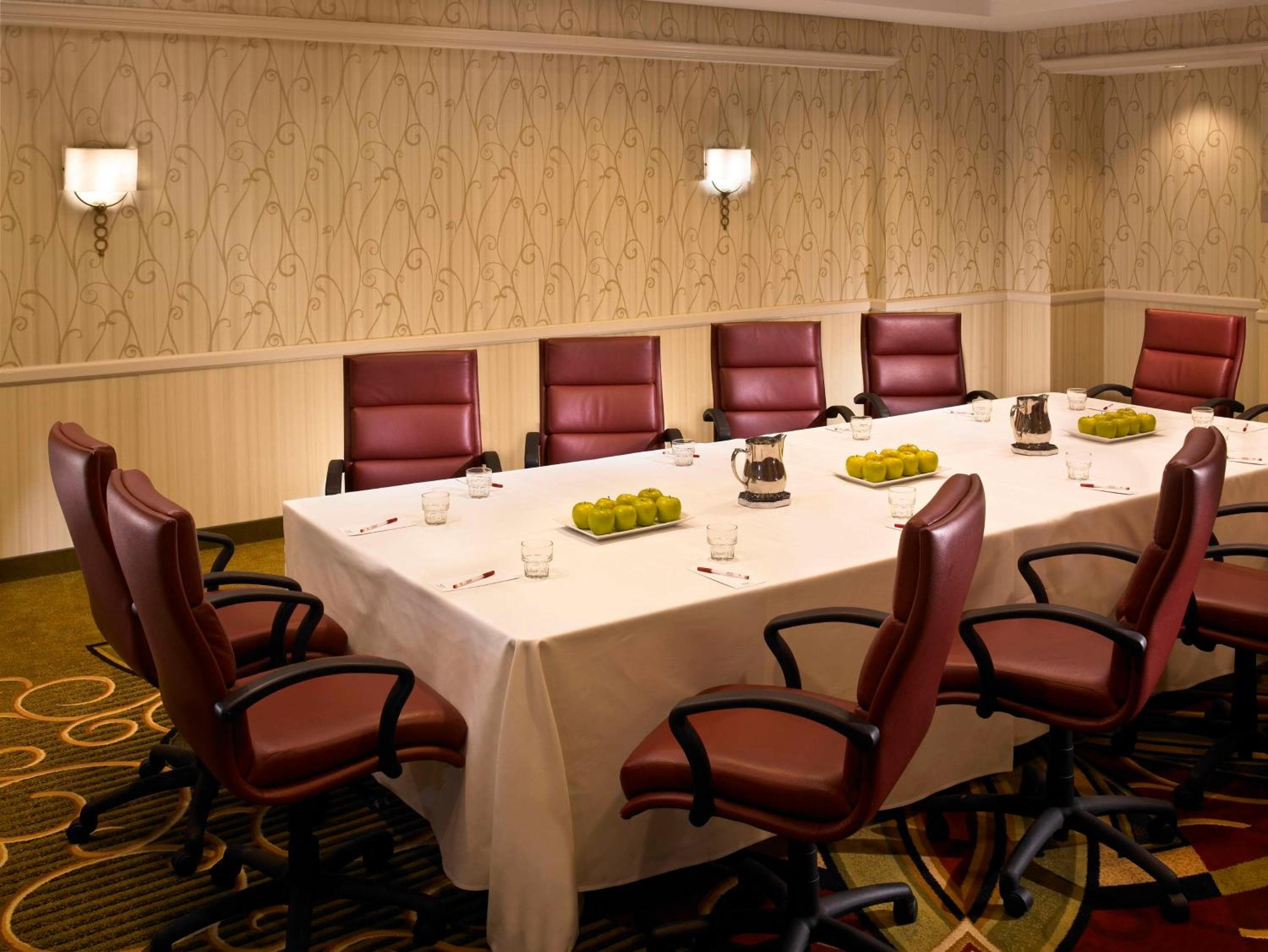 Homewood Suites By Hilton Downers Grove Chicago, Il