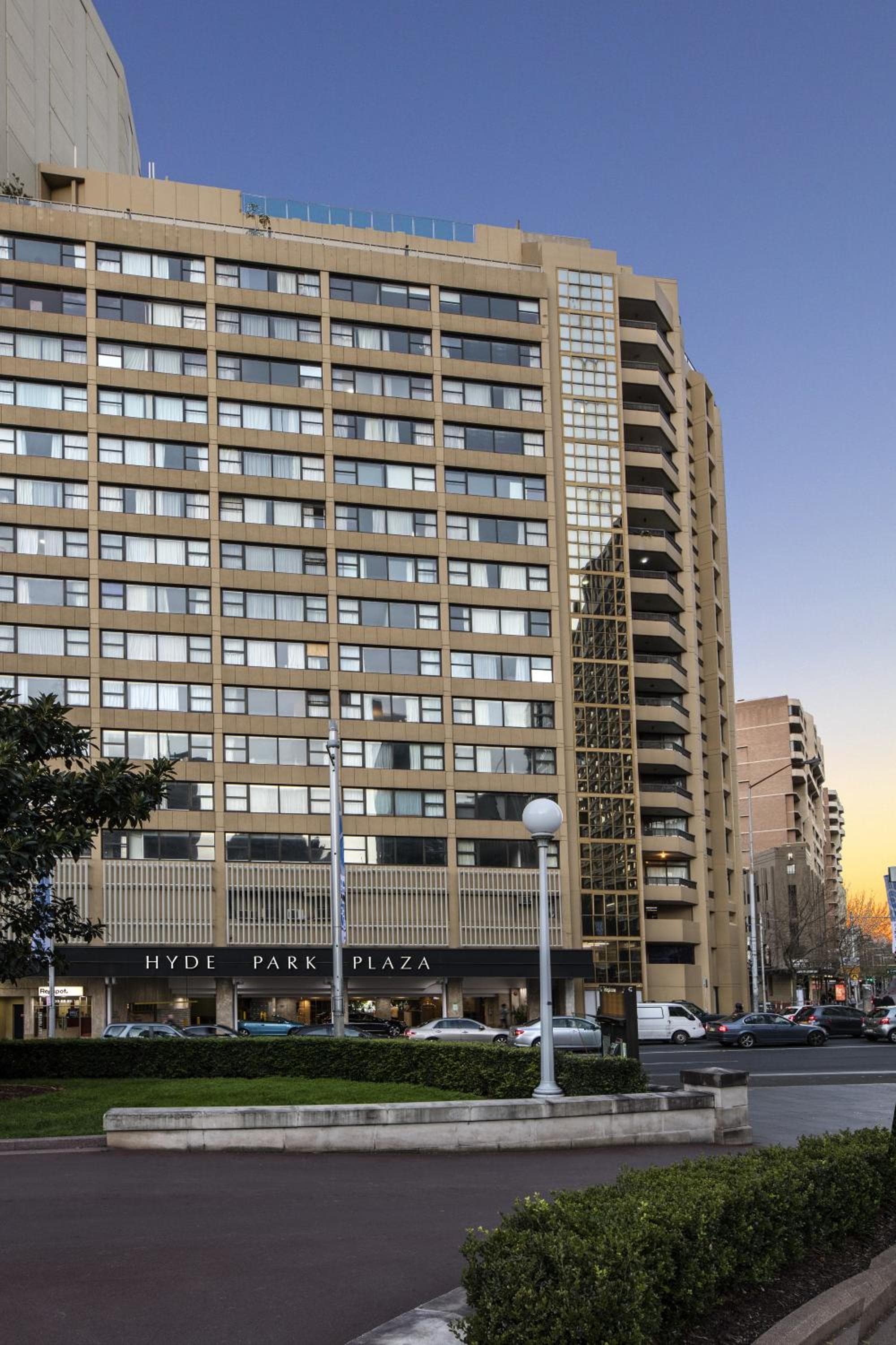 Oaks Sydney Hyde Park Suites