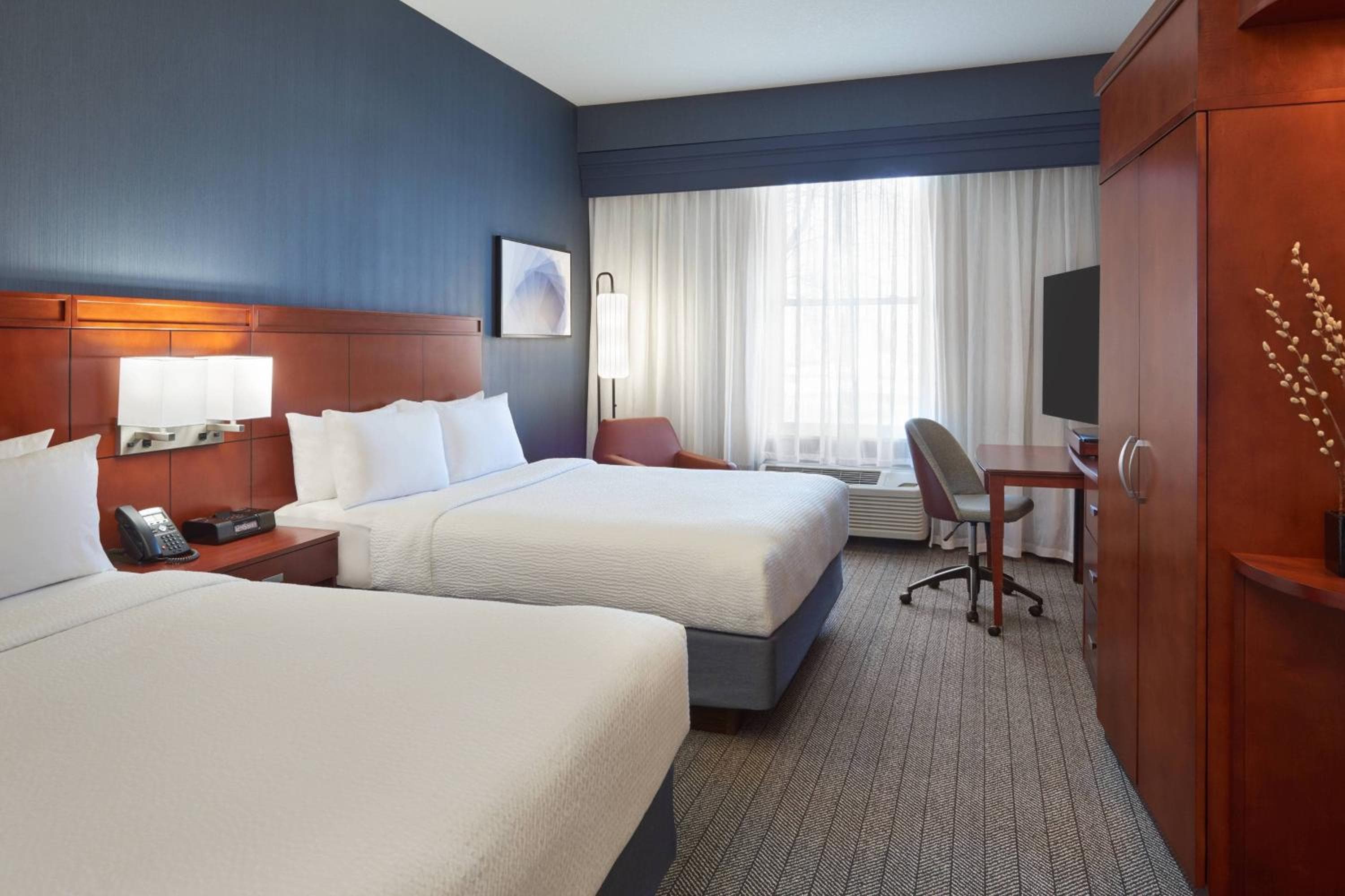 Courtyard by Marriott Waterloo St. Jacobs