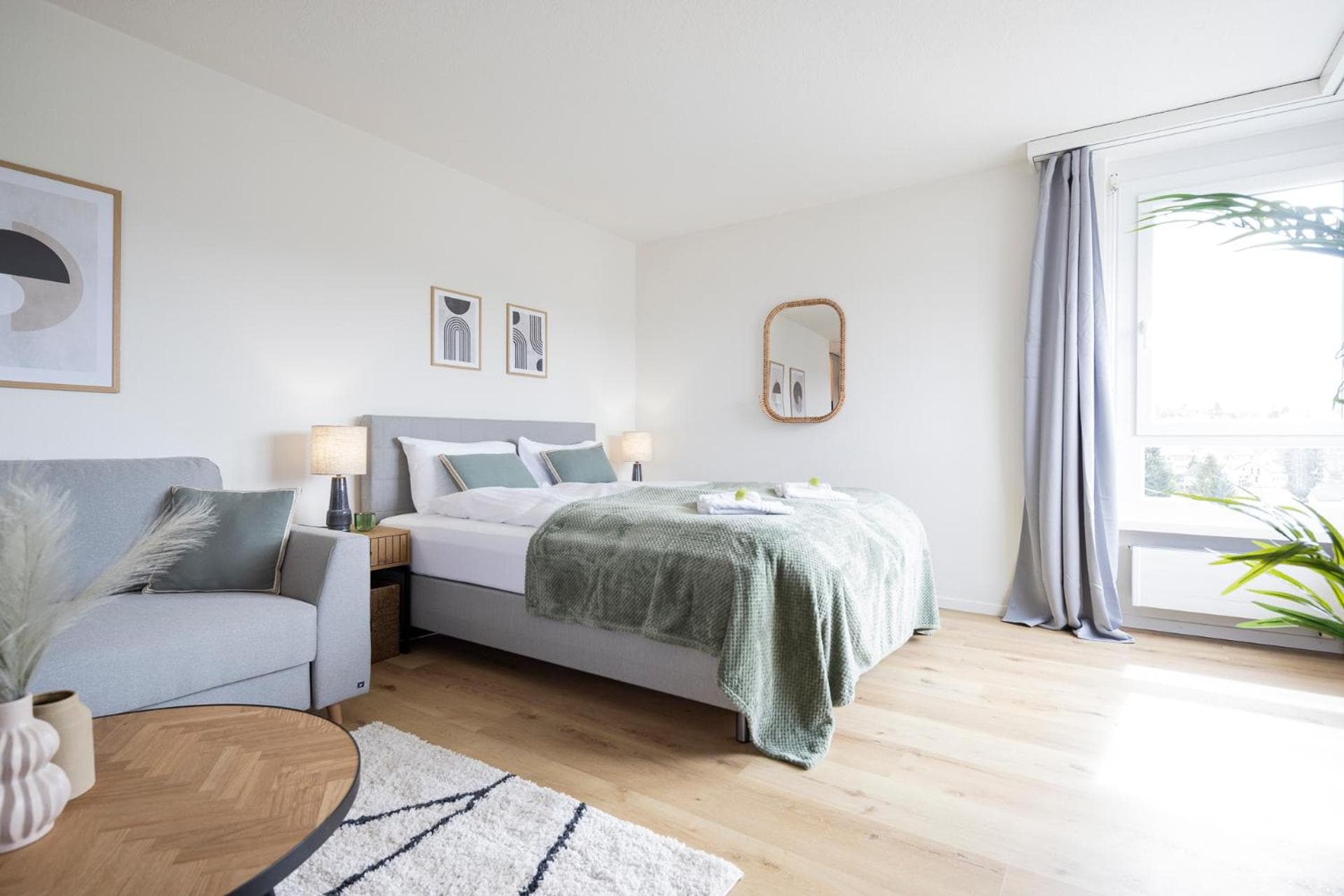 STAYY Sky Studio Premium Apartment near Limmattal Hospital - 24h Self Check-in with free Parking