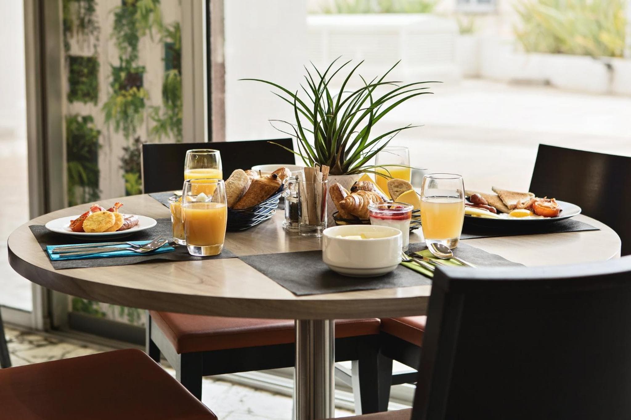 Holiday Inn Toulon City Centre by IHG