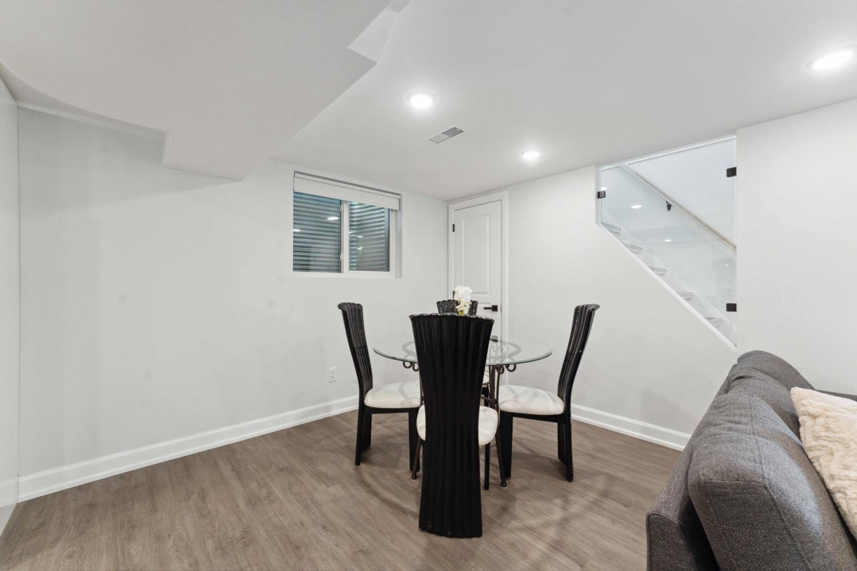 Modern 3BR Suites