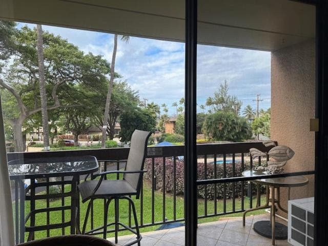 Maui Vista one bedroom across the street from Kam1 beach shops and restaurants